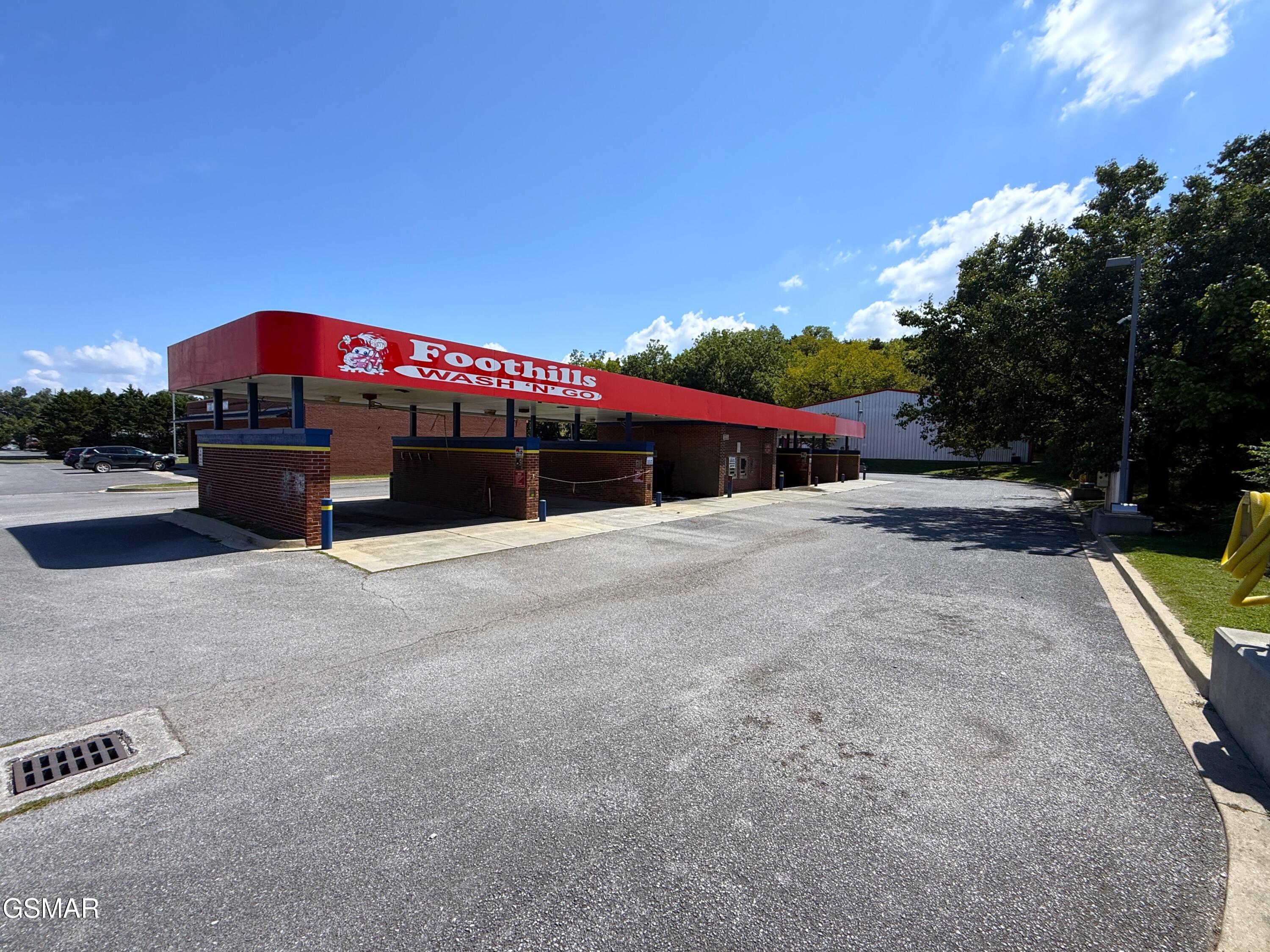 861 W Highway 25-70 Newport TN 37821
