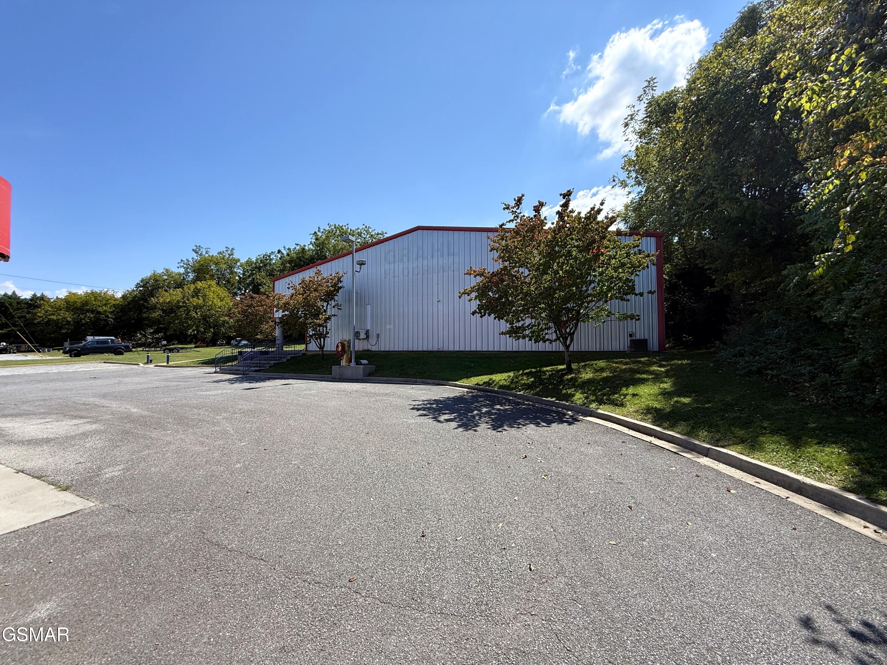 861 W Highway 25-70 Newport TN 37821