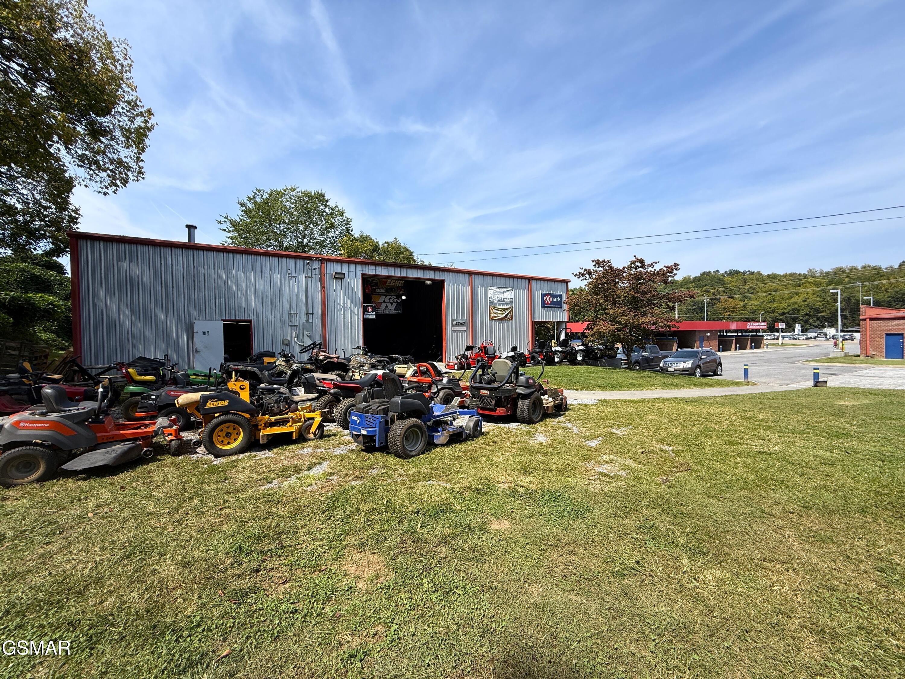 861 W Highway 25-70 Newport TN 37821