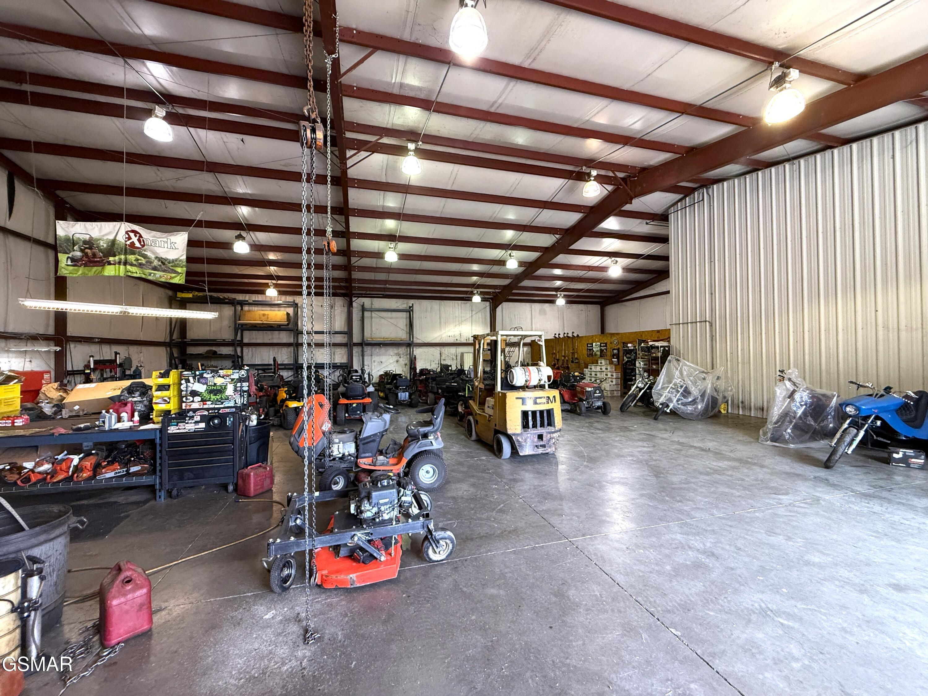 861 W Highway 25-70 Newport TN 37821