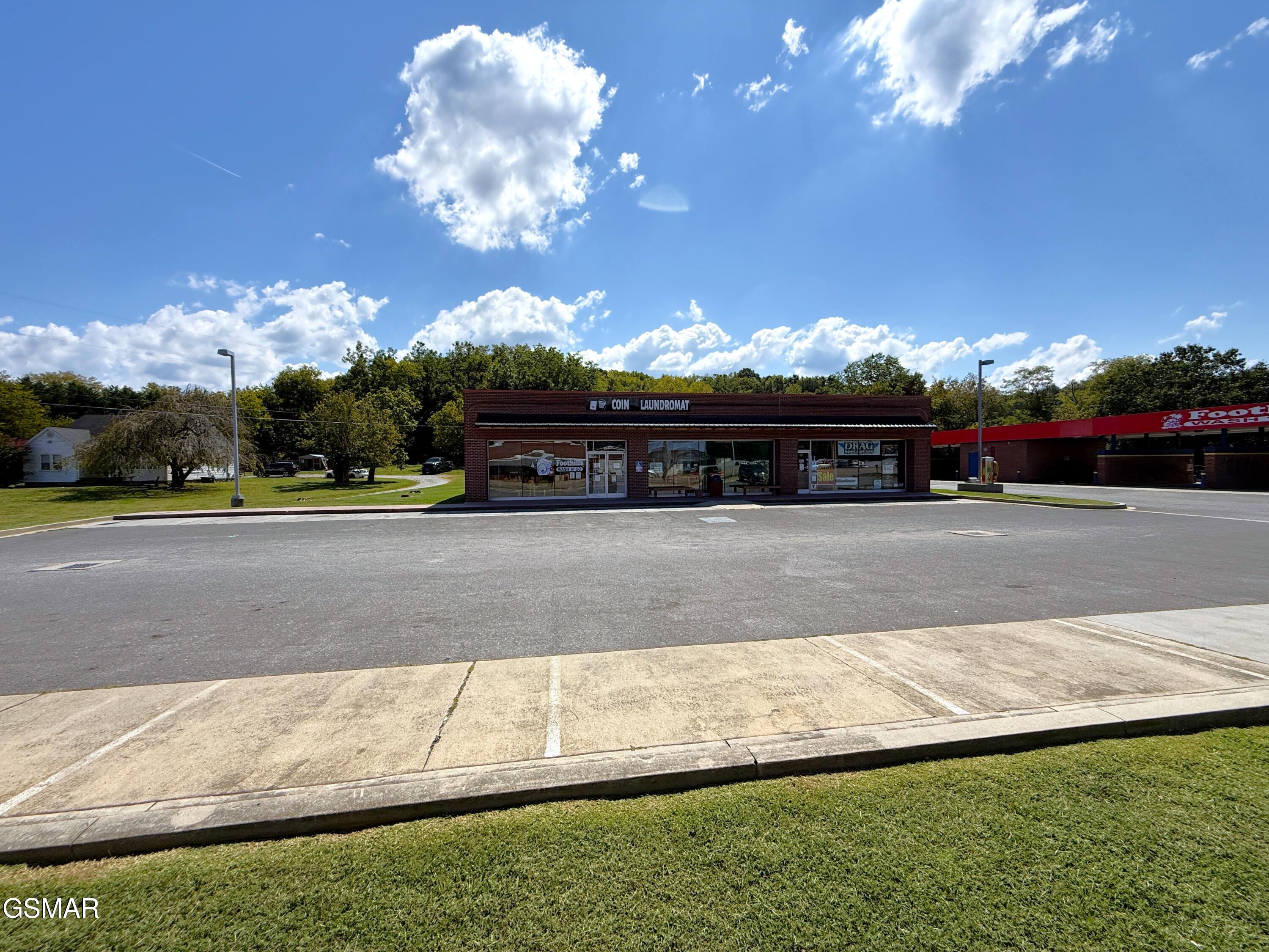 861 W Highway 25-70 Newport TN 37821