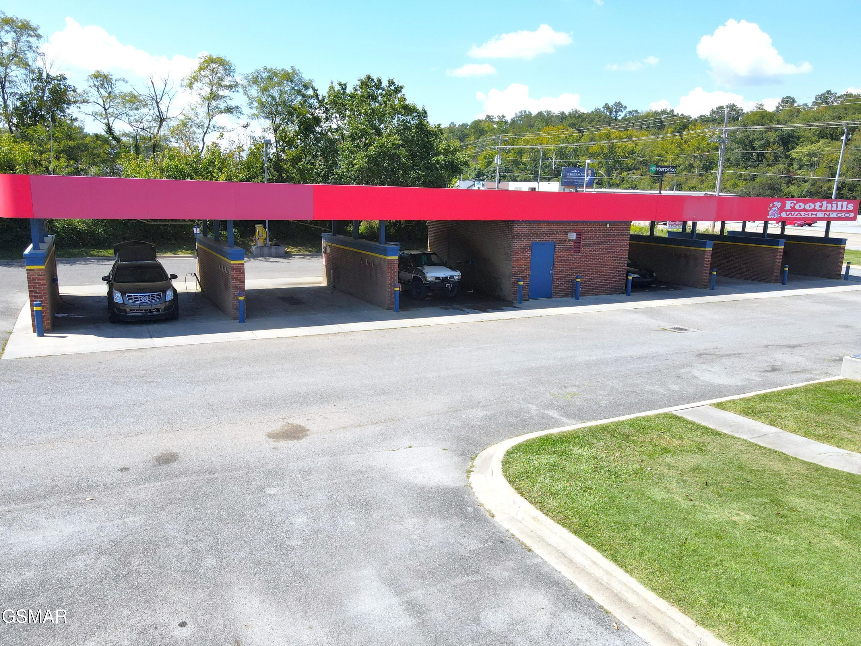 861 W Highway 25-70 Newport TN 37821
