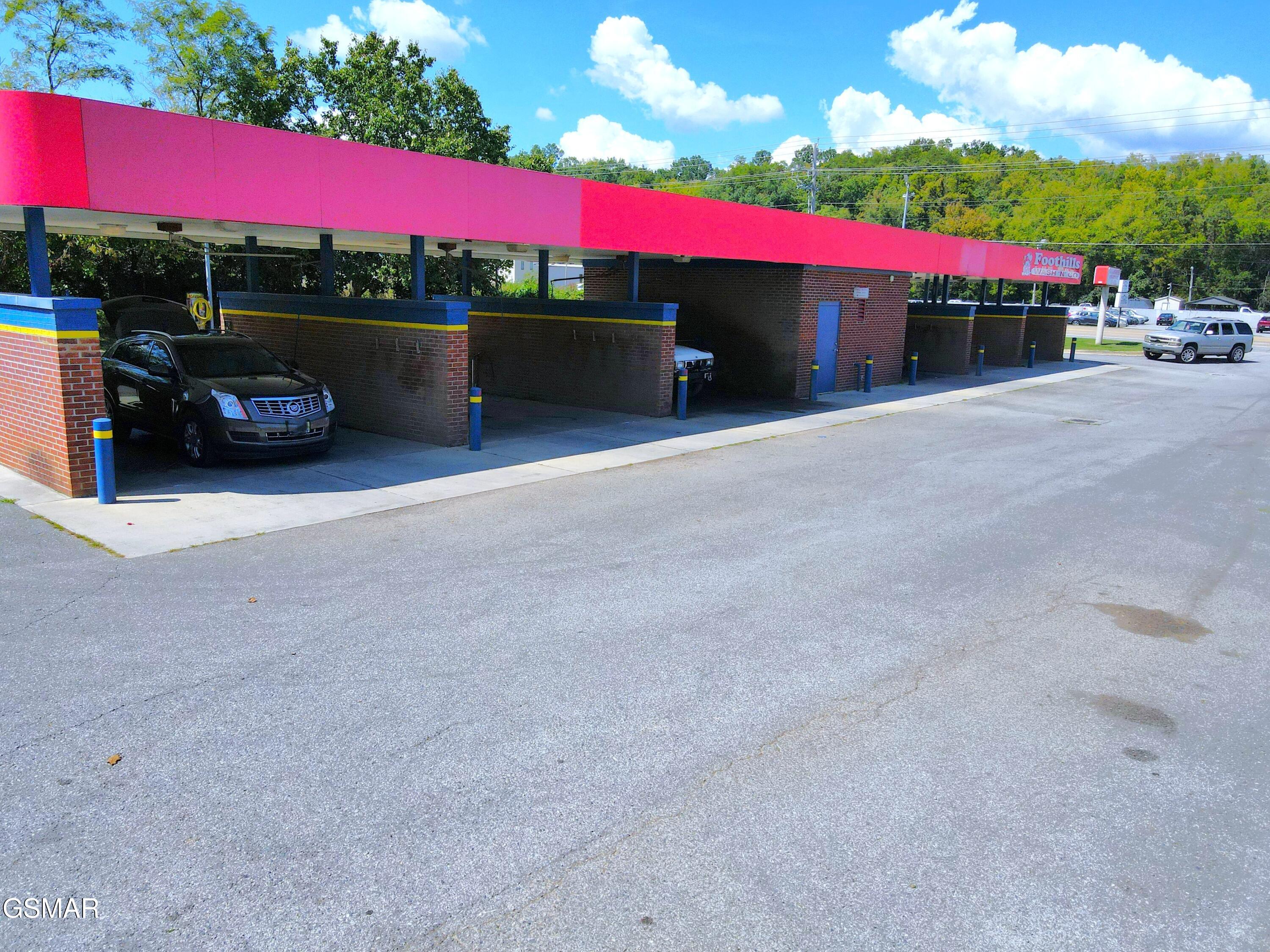 861 W Highway 25-70 Newport TN 37821