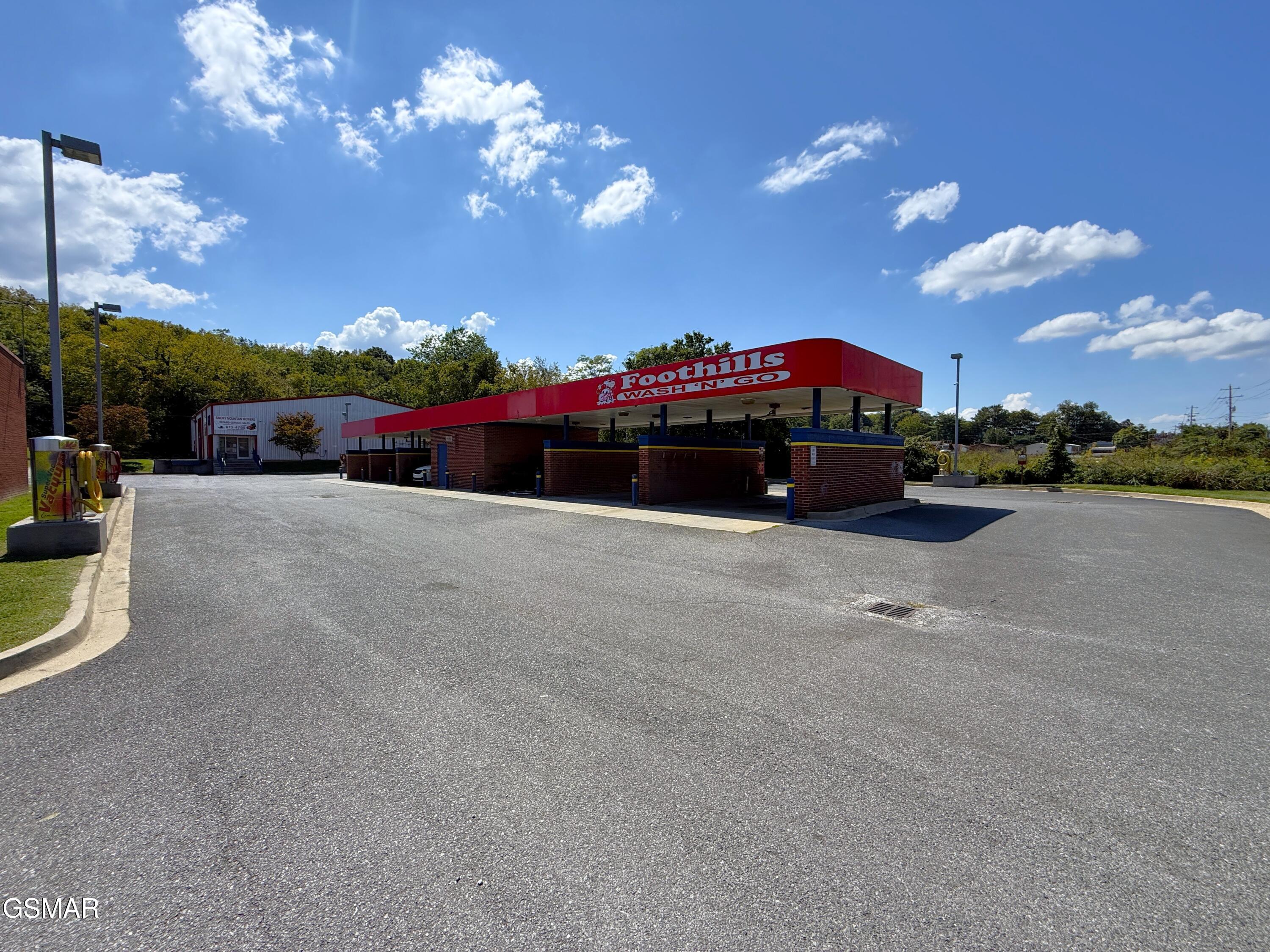 861 W Highway 25-70 Newport TN 37821