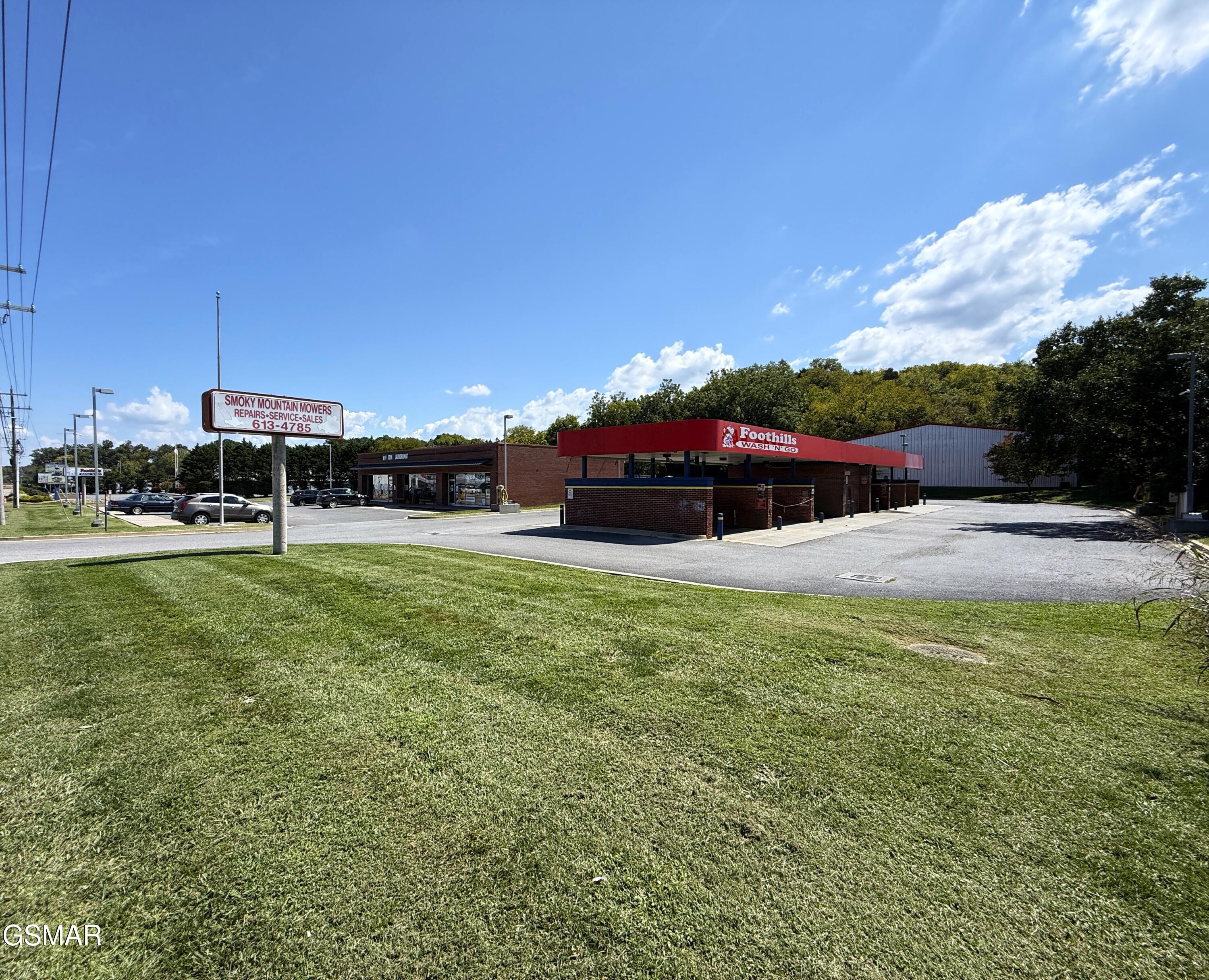 861 W Highway 25-70 Newport TN 37821