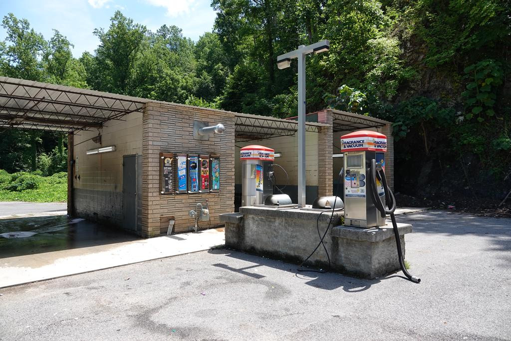 702 Parkway Gatlinburg TN 37738