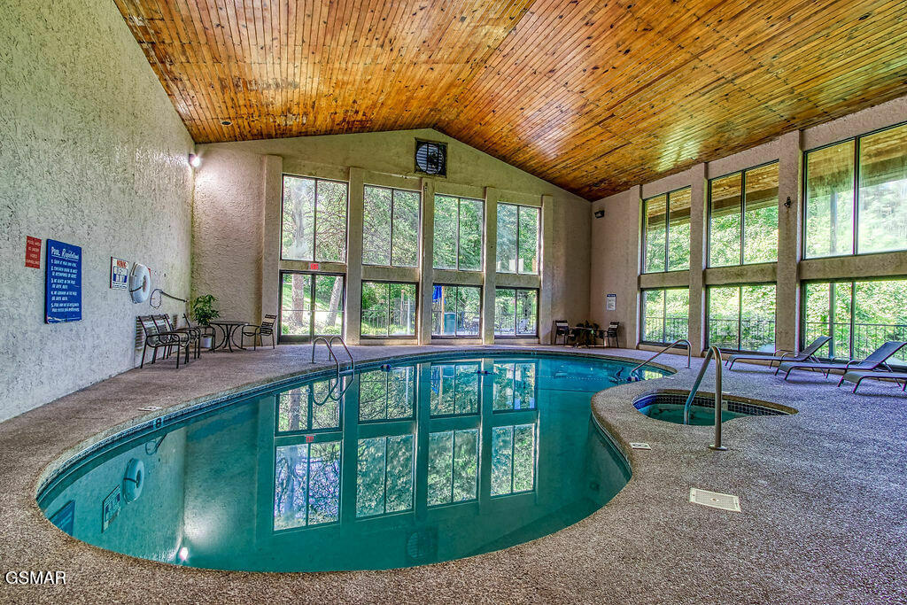 3729 Plaza Way Pigeon Forge TN 37863