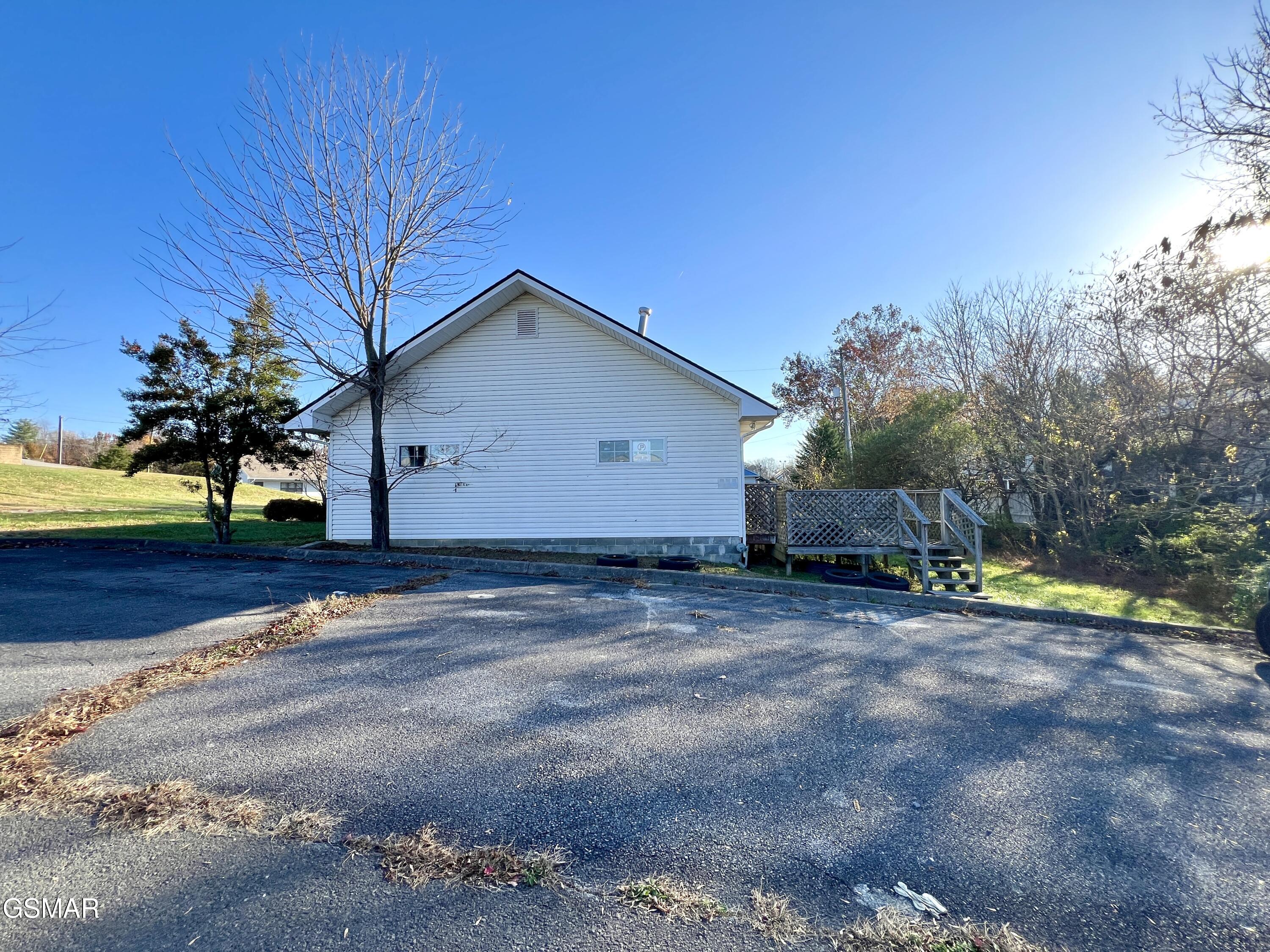 1117 Oak Cluster Drive Sevierville TN 37862