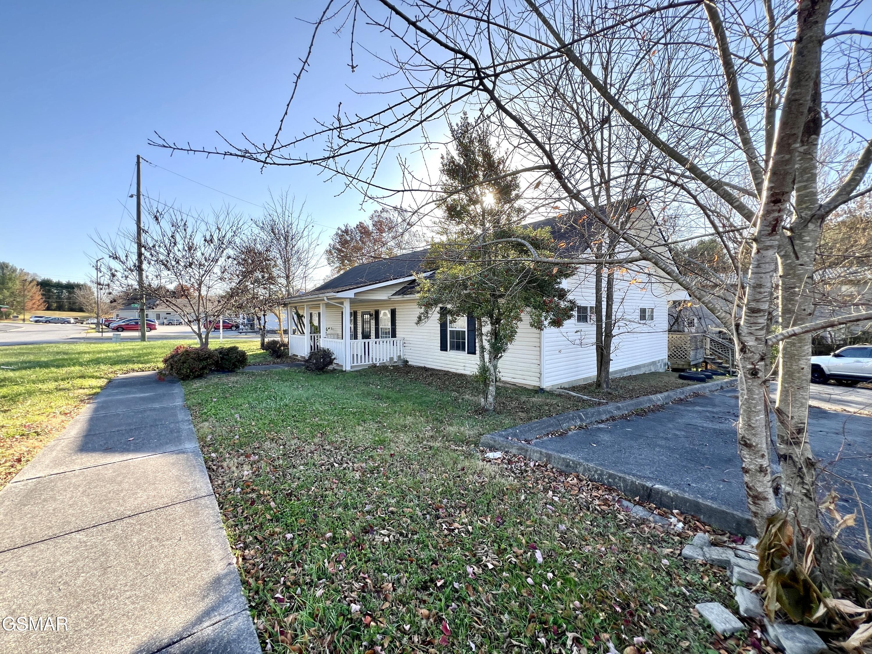 1117 Oak Cluster Drive Sevierville TN 37862