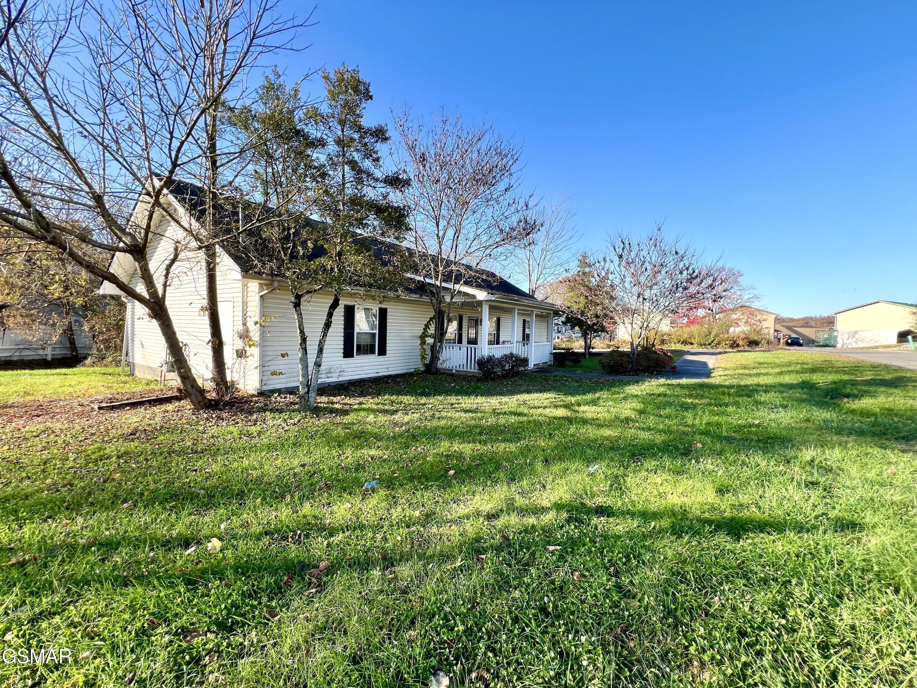 1117 Oak Cluster Drive Sevierville TN 37862