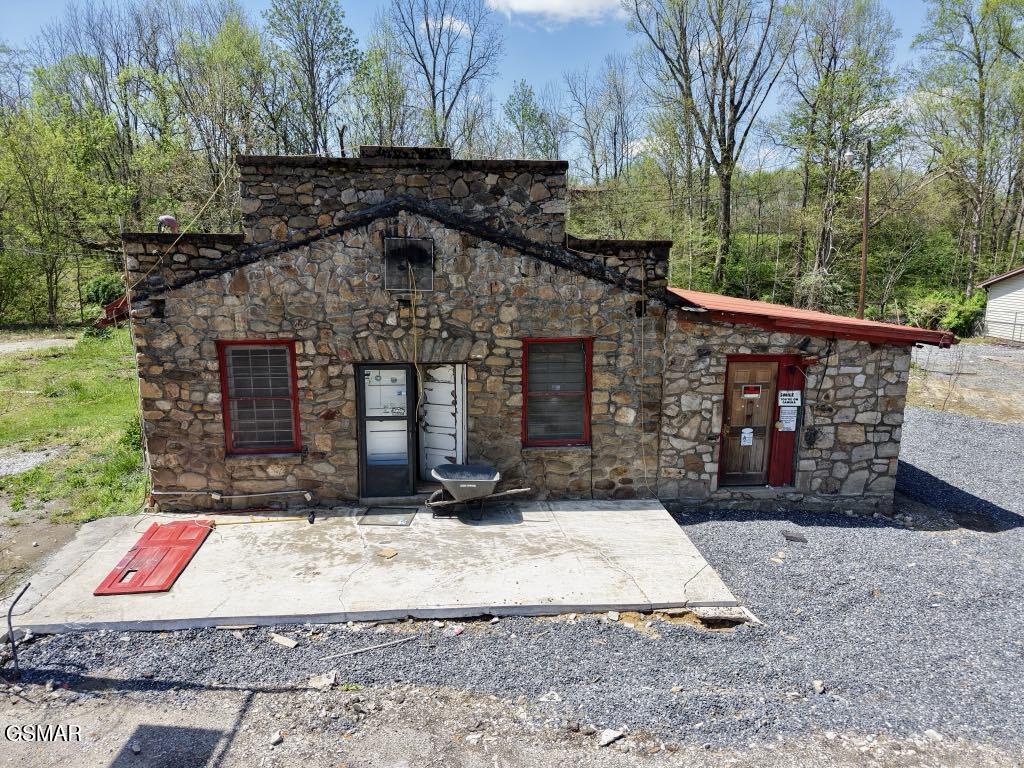 3925 Cosby Highway Cosby TN 37722