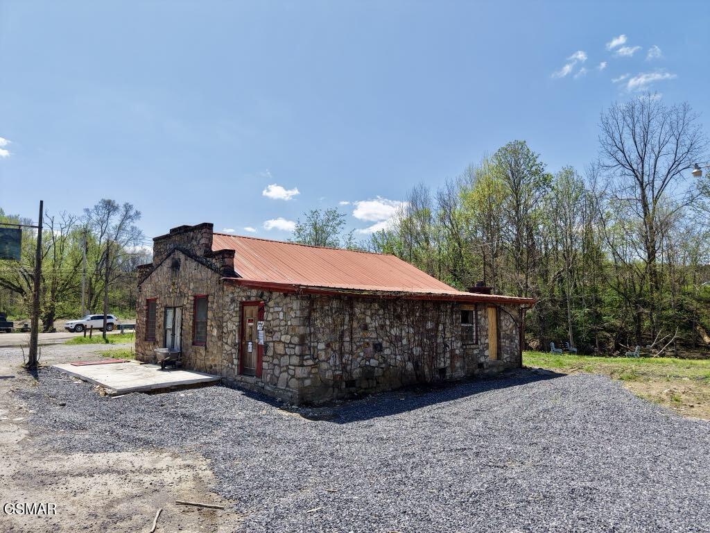 3925 Cosby Highway Cosby TN 37722