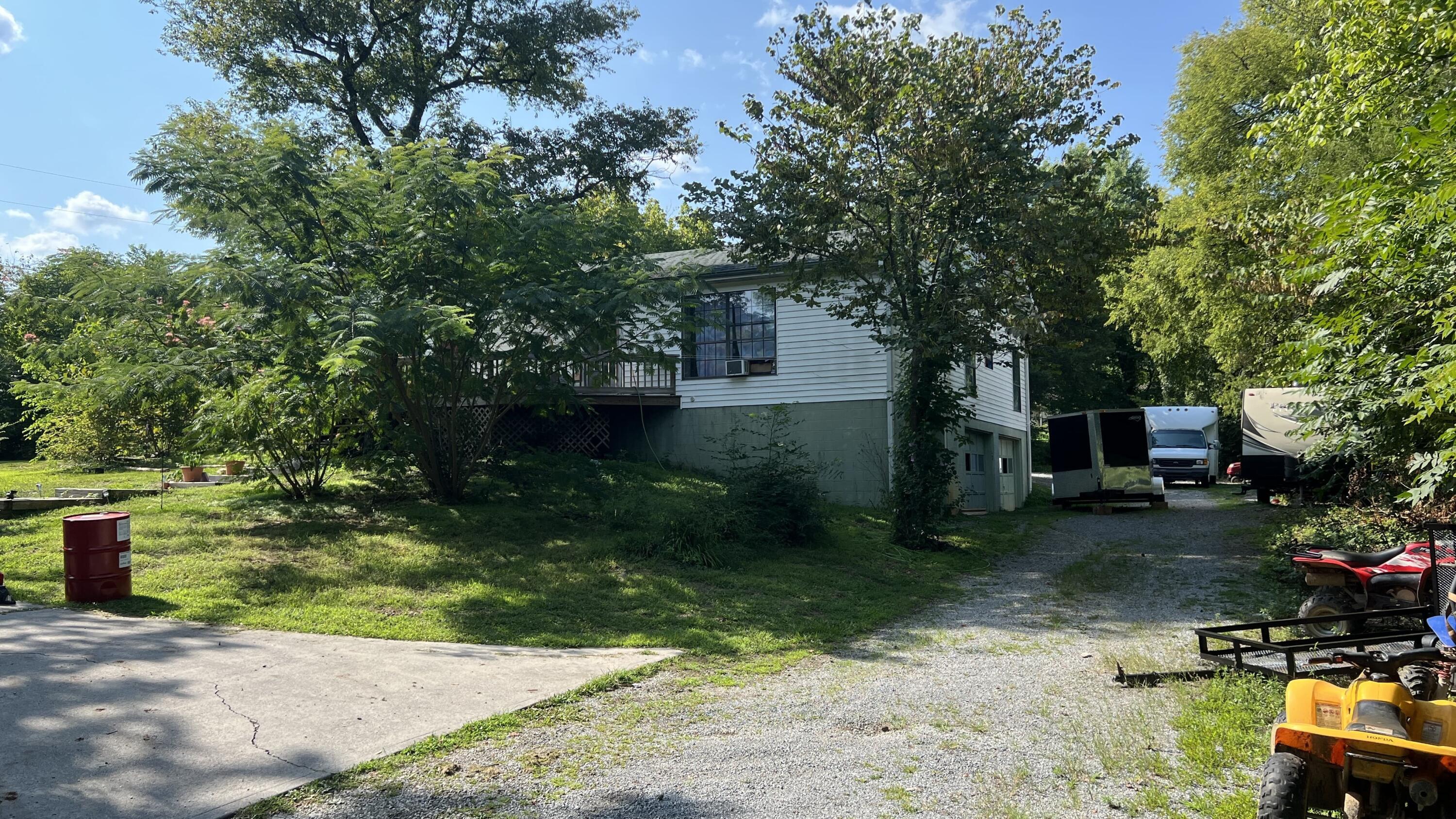 1134-1138 Wears Valley Road Pigeon Forge TN 37863