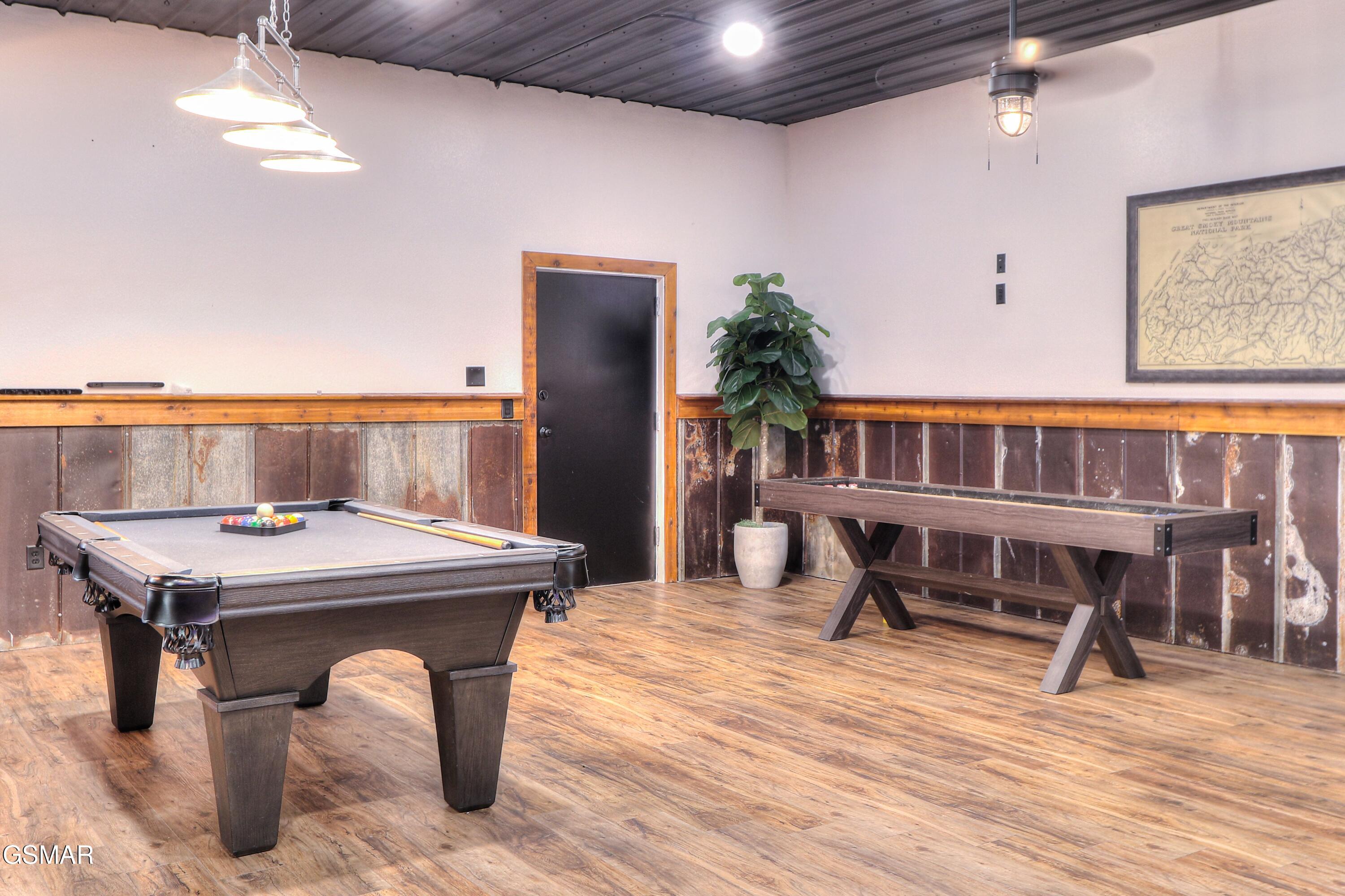 2245 Upper Middle Creek Road Sevierville TN 37876