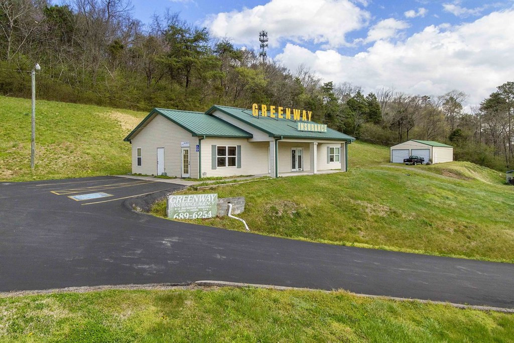 2625 Greenway Drive Knoxville TN 37918
