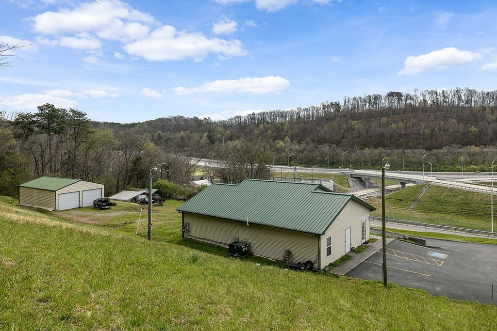 2625 Greenway Drive Knoxville TN 37918