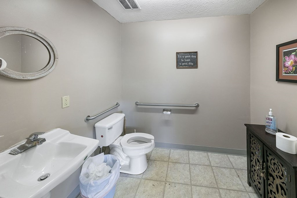 2625 Greenway Drive Knoxville TN 37918