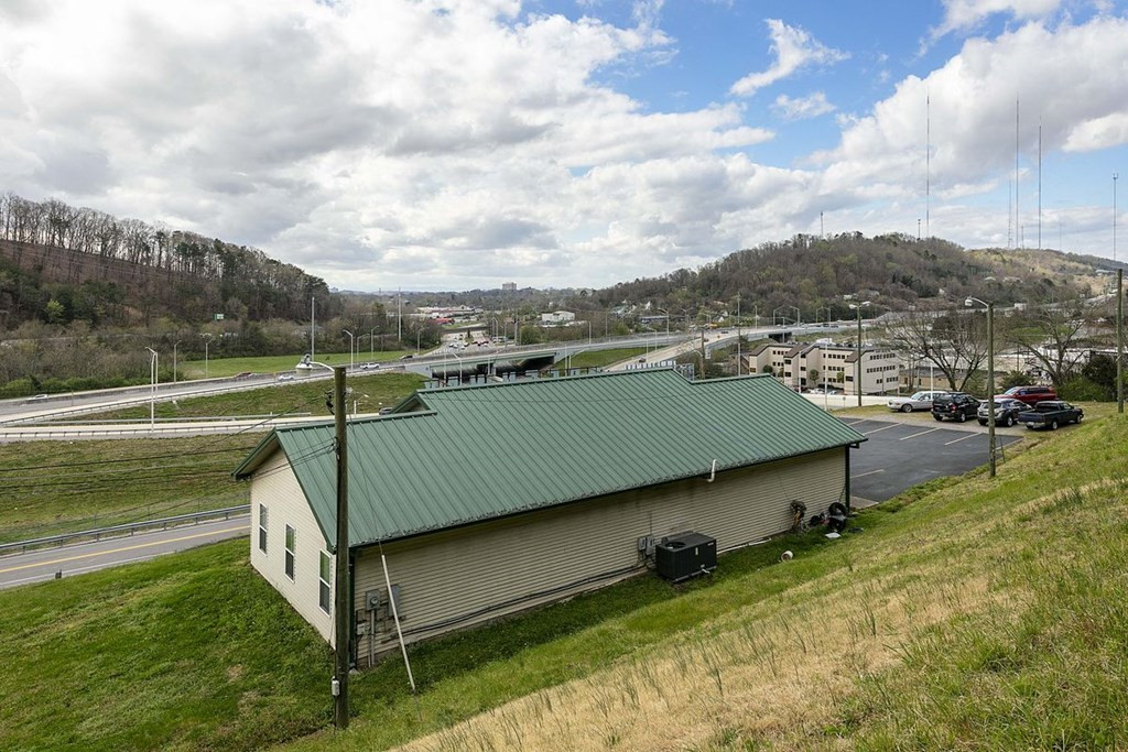 2625 Greenway Drive Knoxville TN 37918