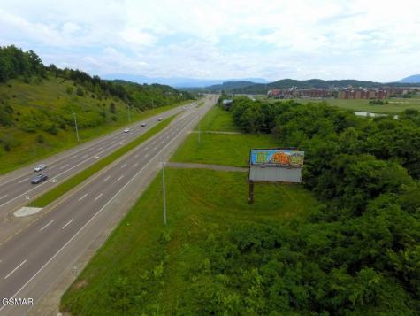 1376 Winfield Dunn Parkway Sevierville TN 37862