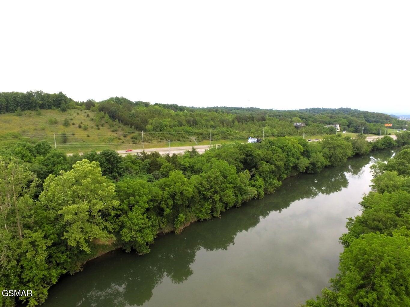 1376 Winfield Dunn Parkway Sevierville TN 37862
