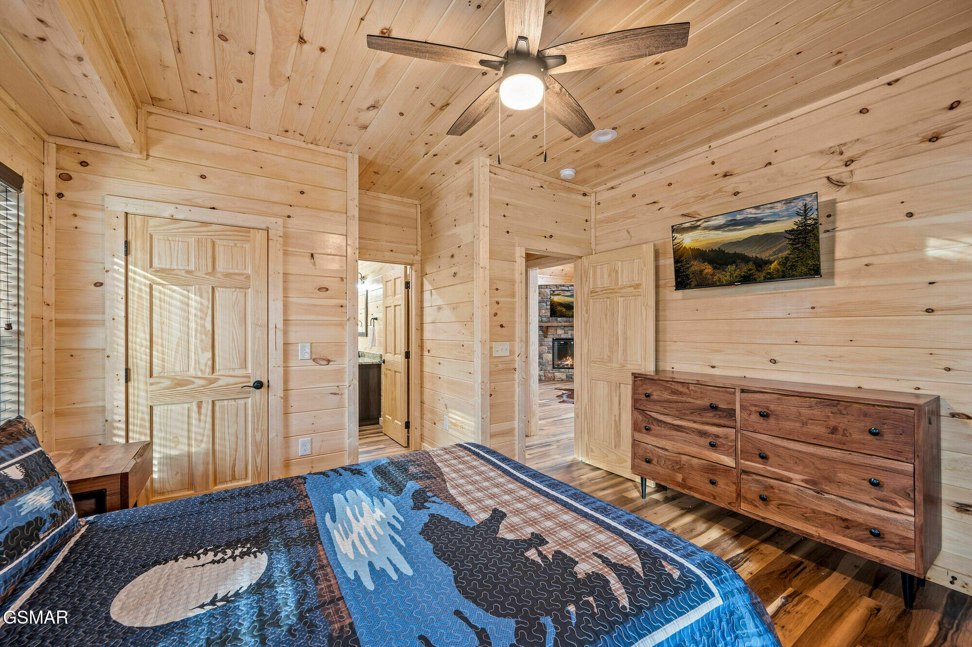 1828 Beach Front Drive Sevierville TN 37876