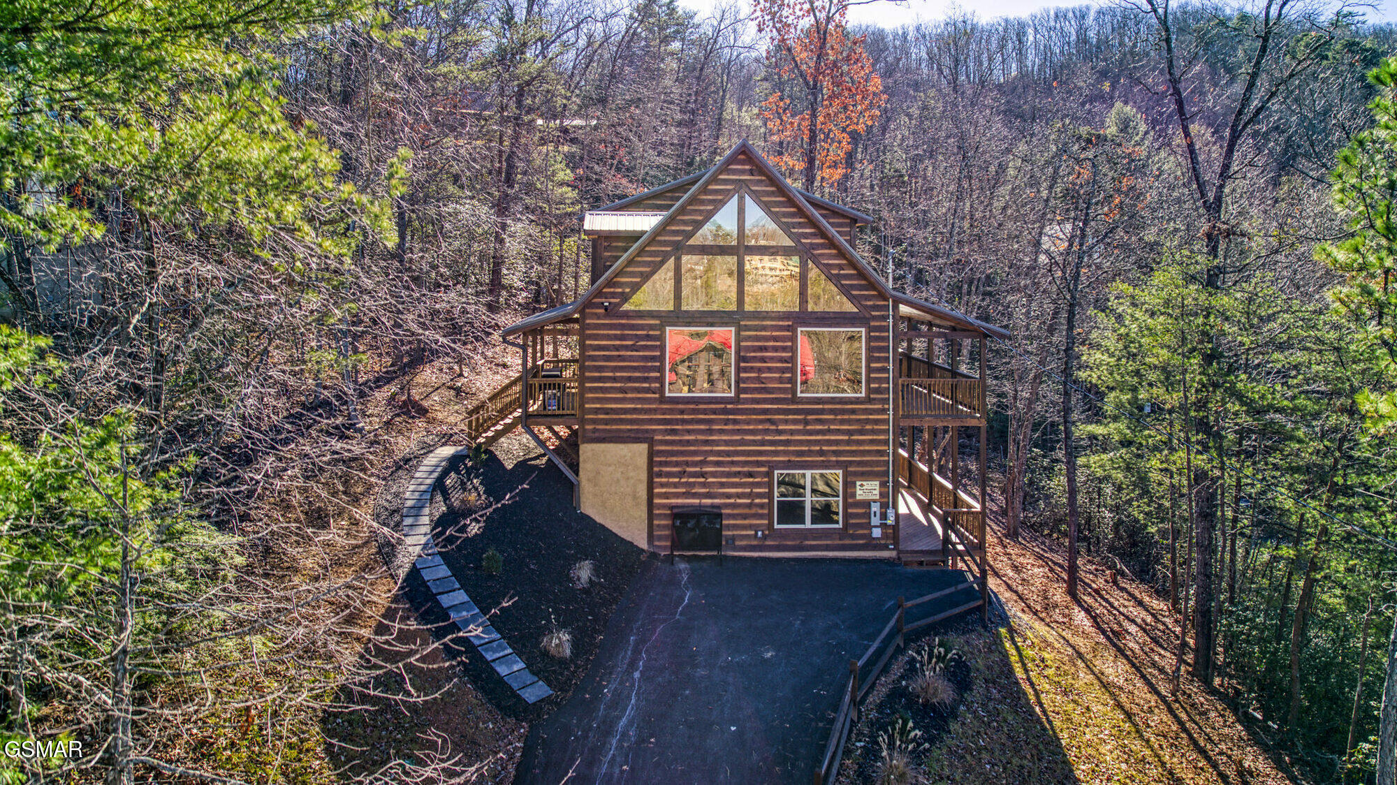 1828 Beach Front Drive Sevierville TN 37876