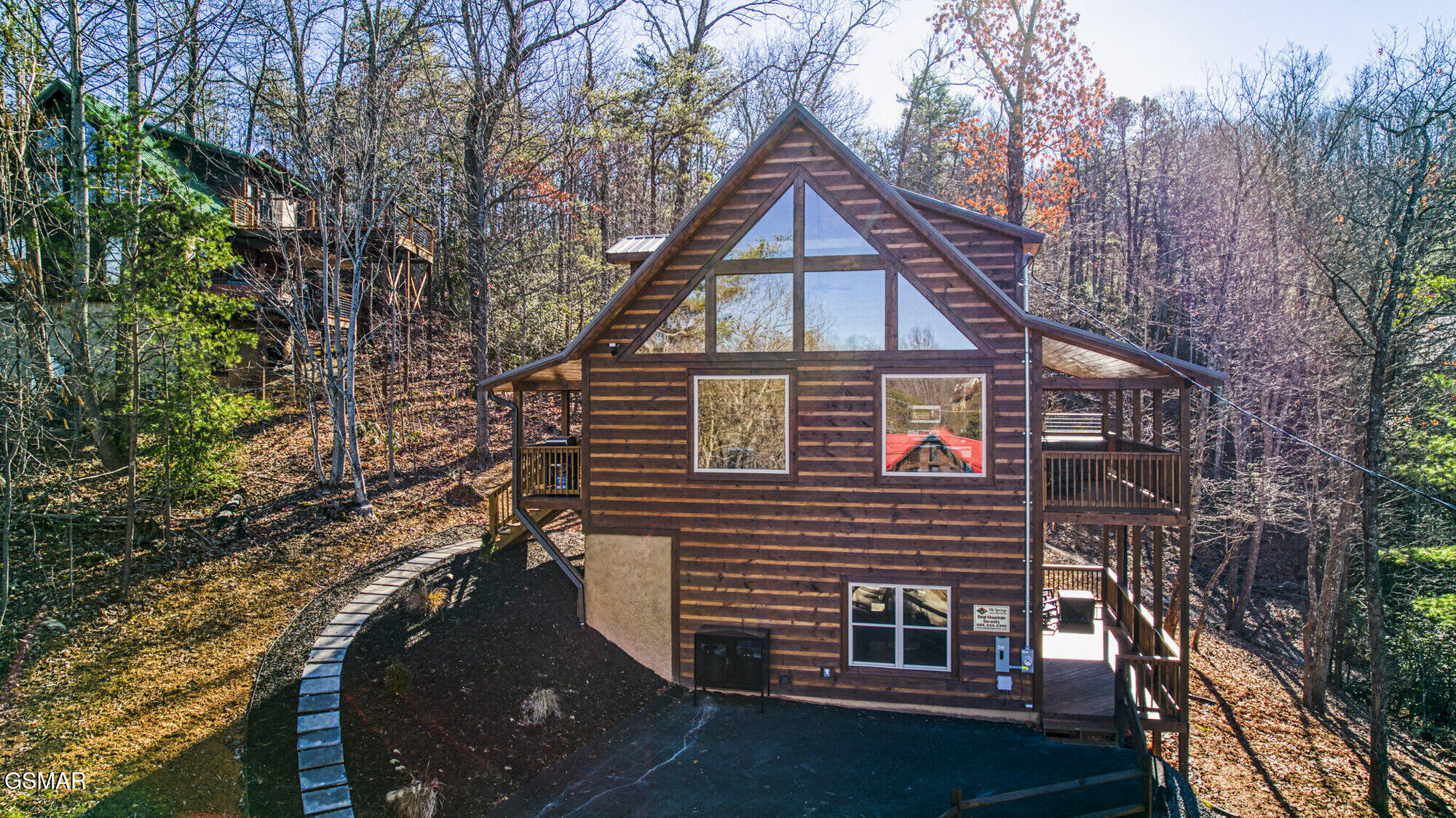 1828 Beach Front Drive Sevierville TN 37876