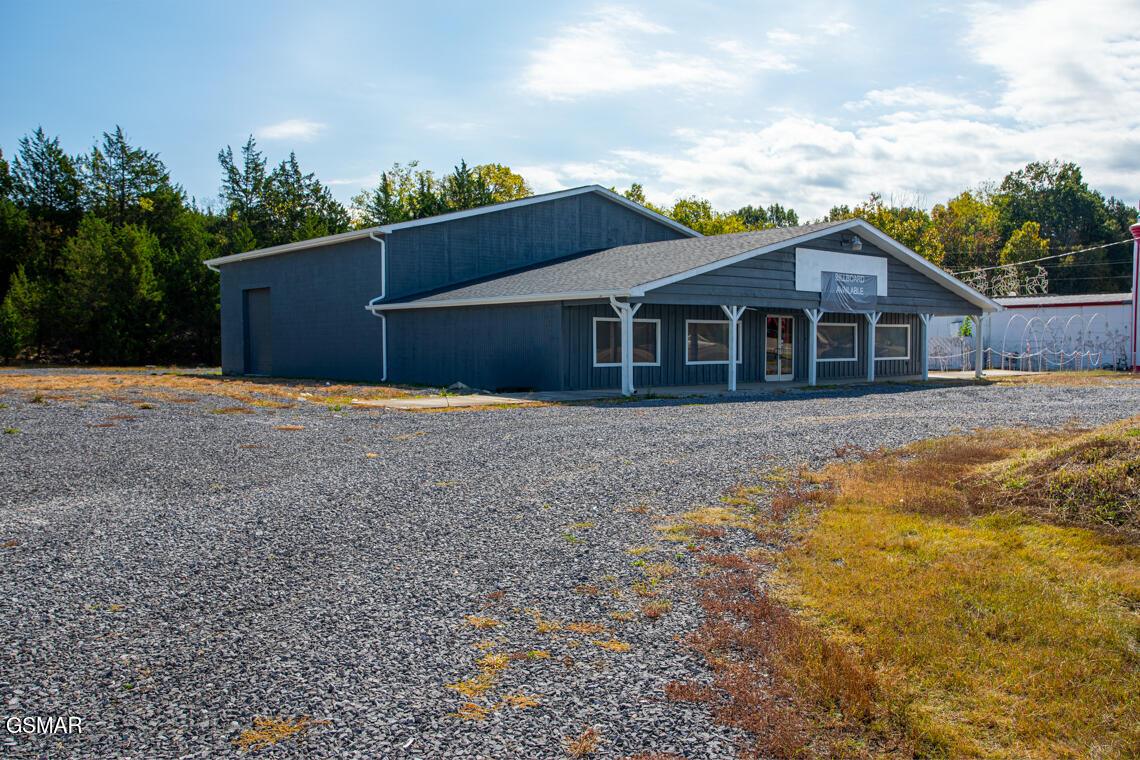 Sevierville TN, 1809 Winfield Dunn Parkway