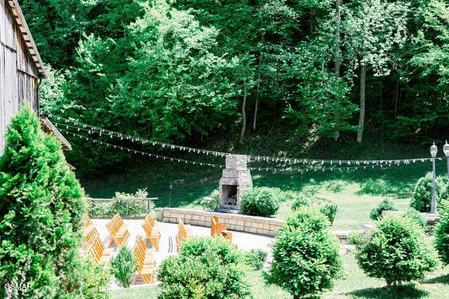 1984 Chestnut Springs Way Sevierville TN 37876