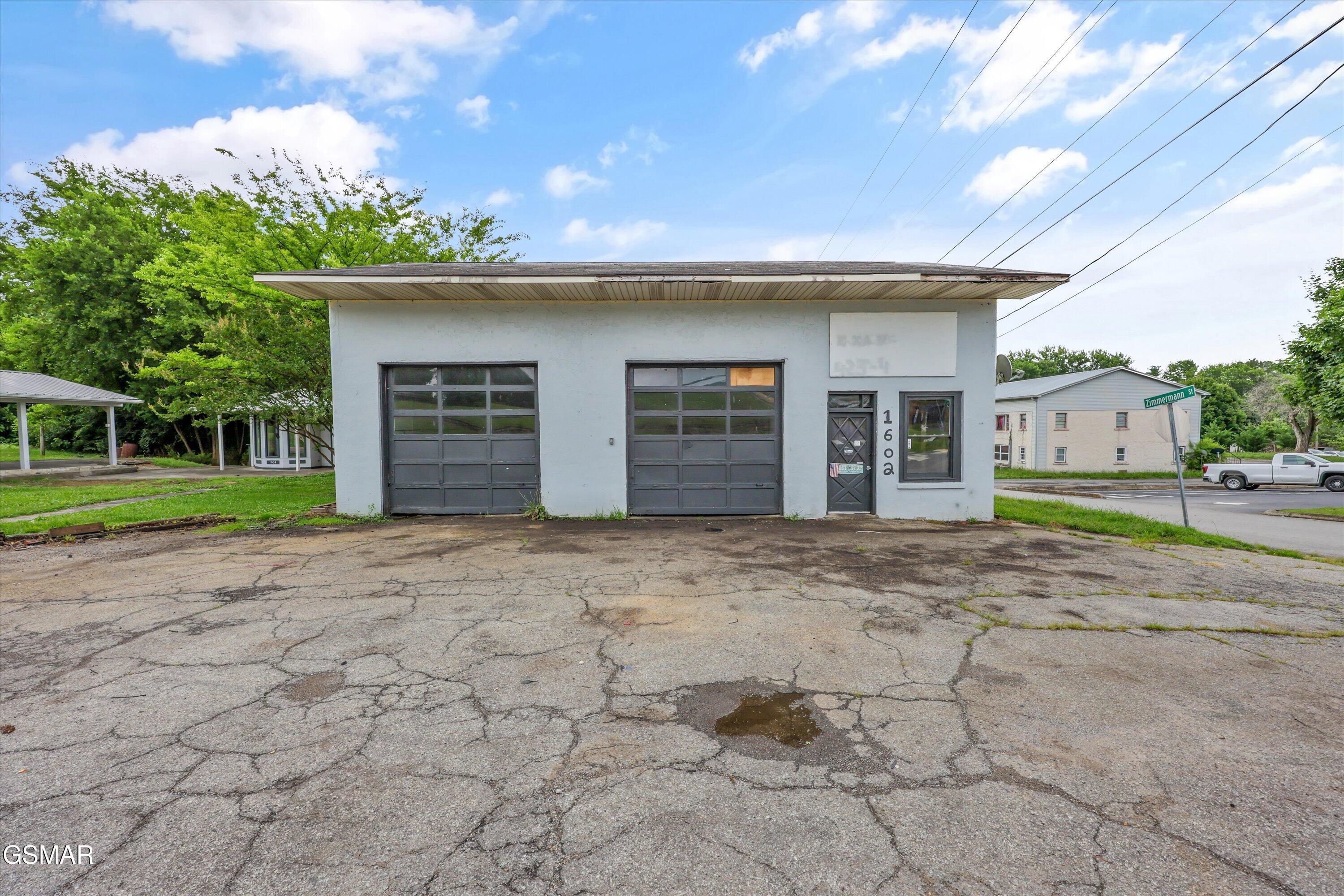 1602 Main Street White Pine TN 37890