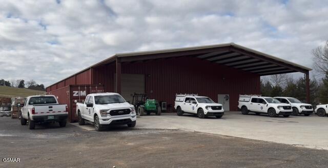 725 W Highway 25 Dandridge TN 37725