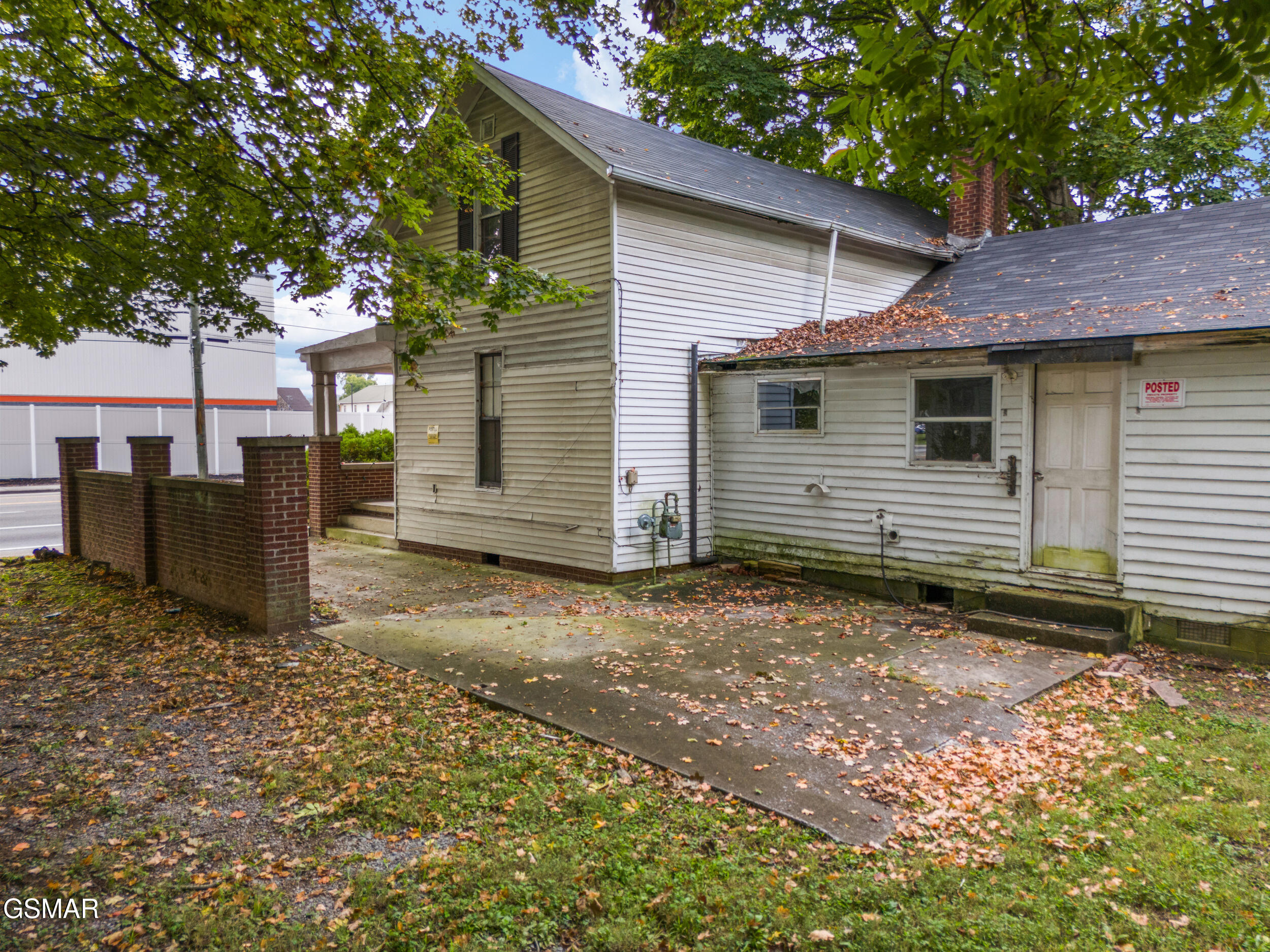 226 E Main Street Sevierville TN 37862