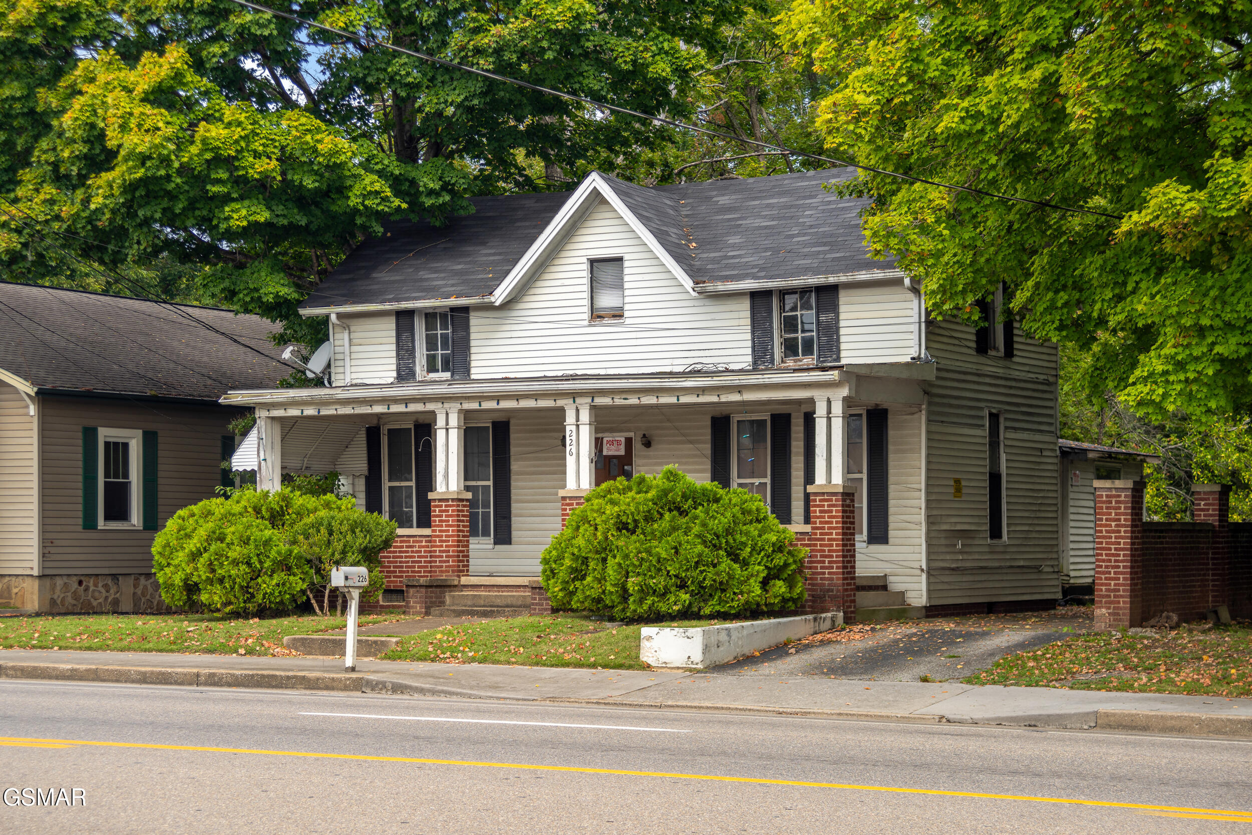 226 E Main Street Sevierville TN 37862
