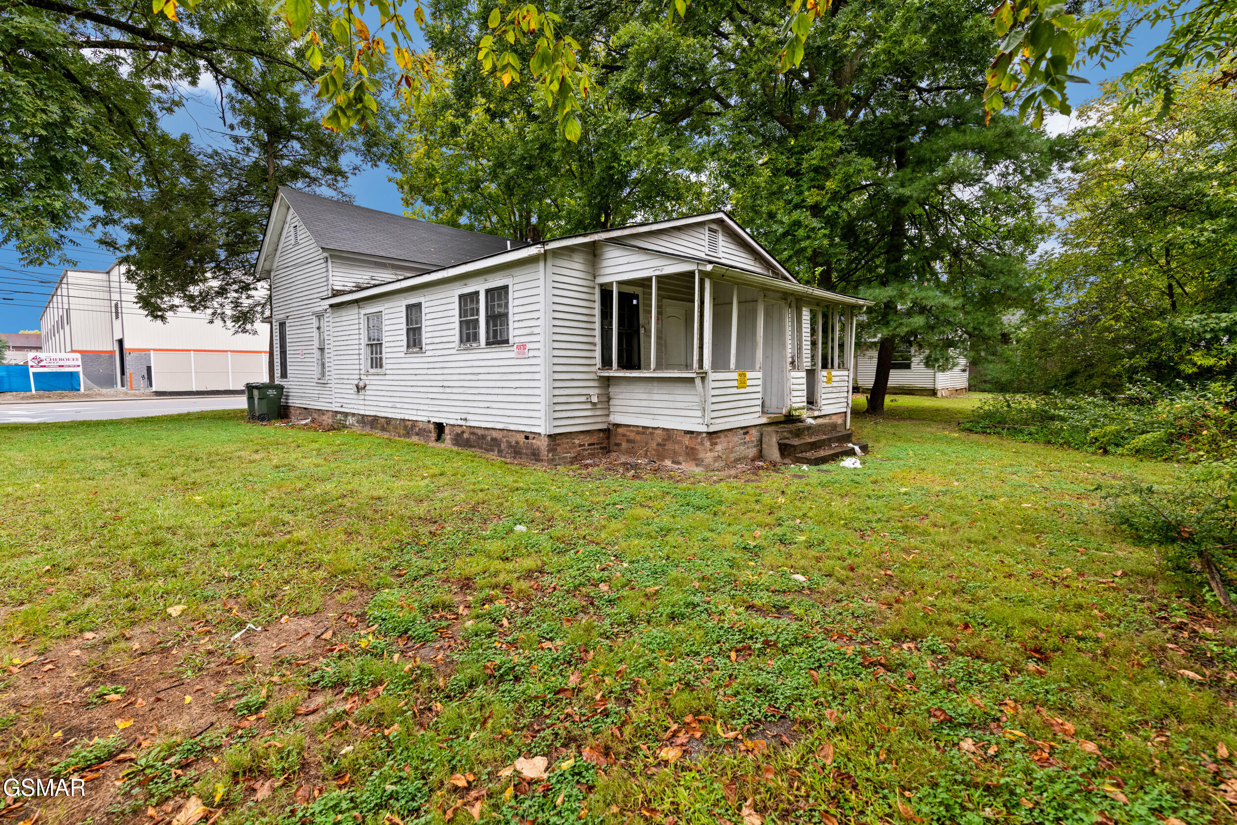 226 E Main Street Sevierville TN 37862