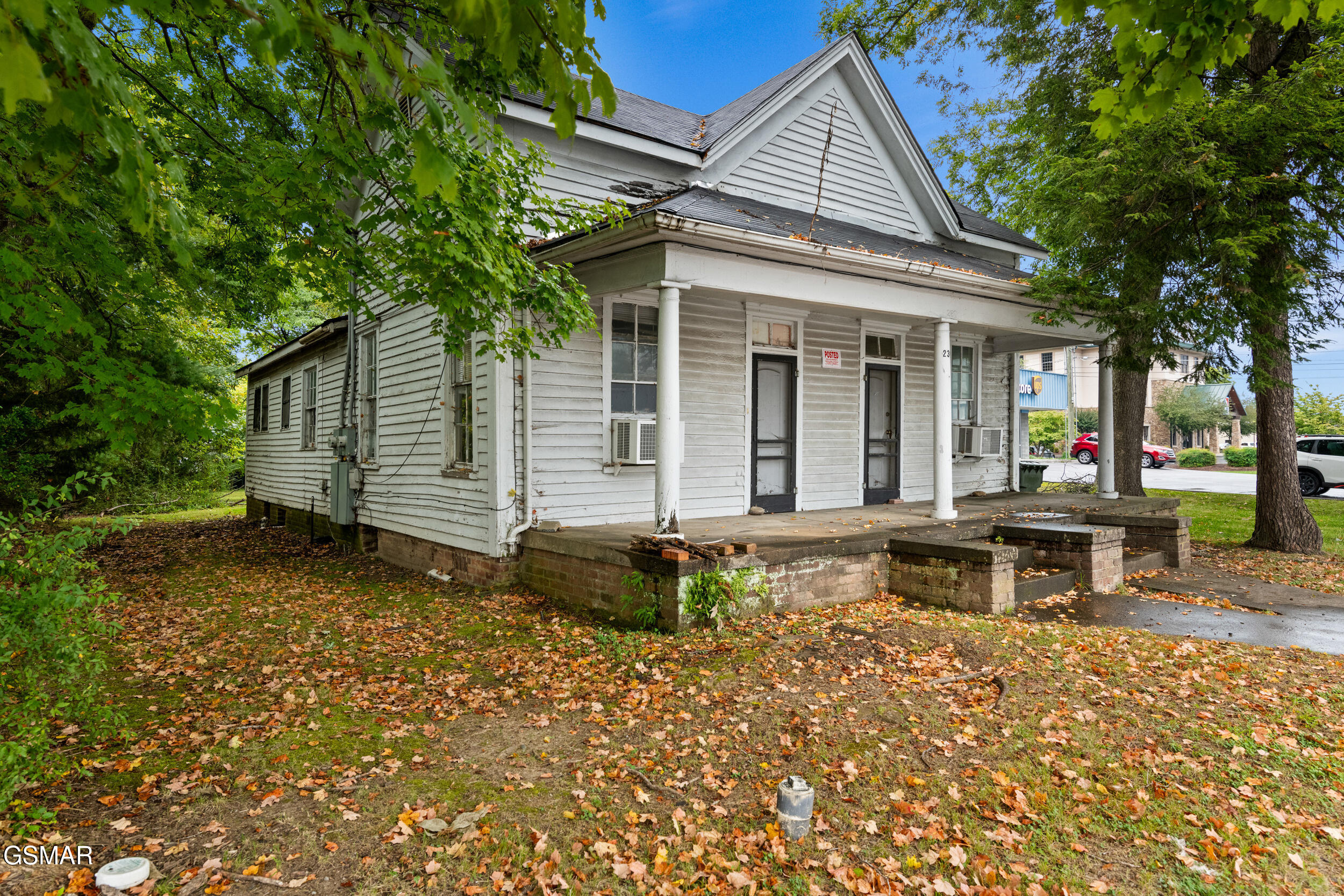 226 E Main Street Sevierville TN 37862