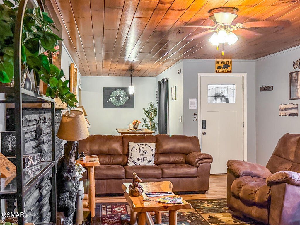 740 River Road Gatlinburg TN 37738
