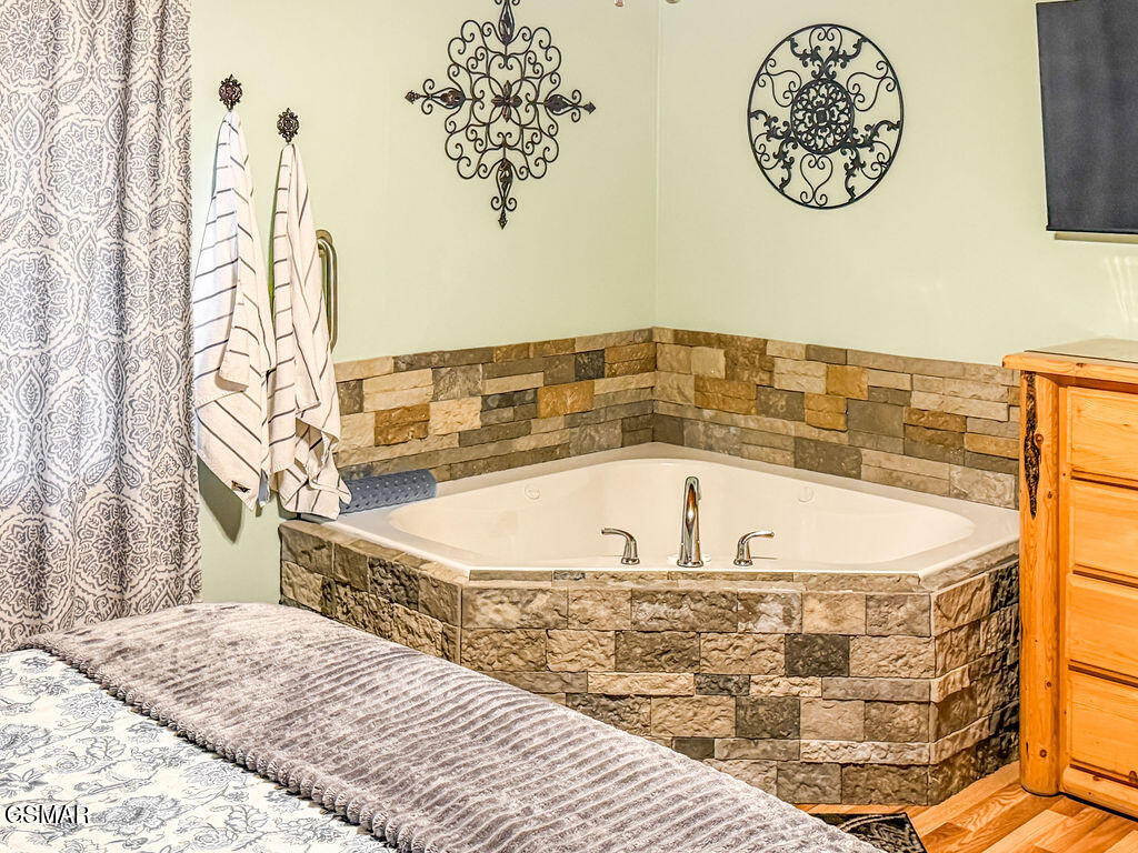 740 River Road Gatlinburg TN 37738