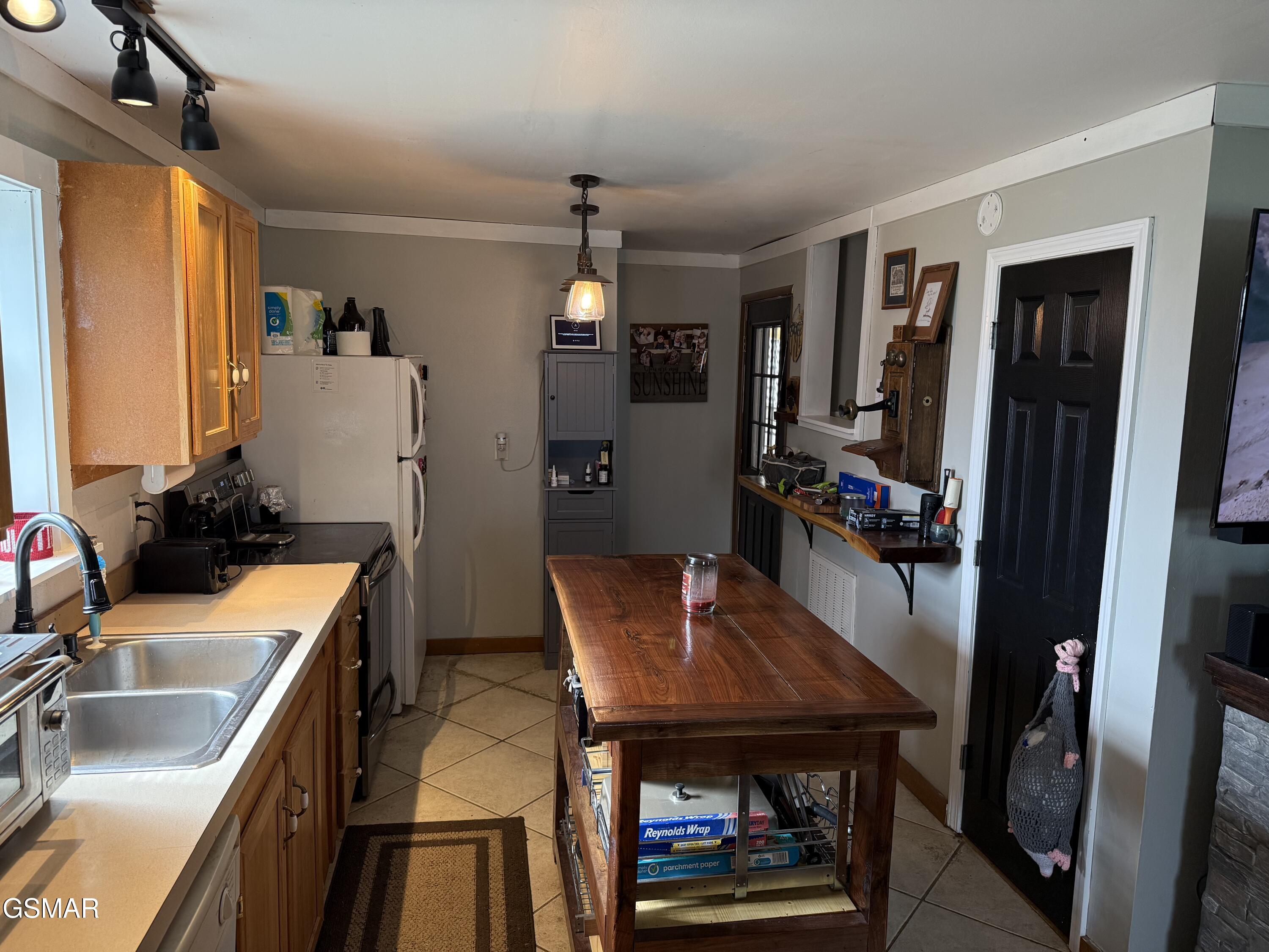 141 Lower Bogard Road Newport TN 37821