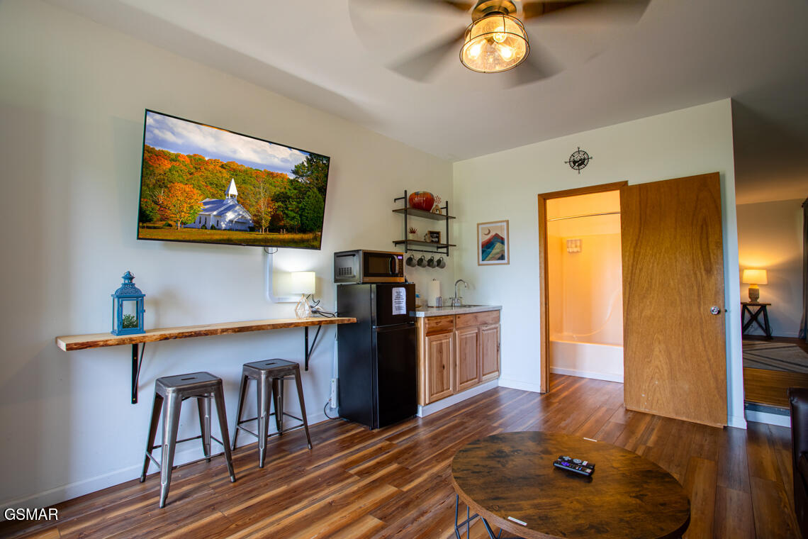 3804 Wears Valley Road Sevierville TN 37862