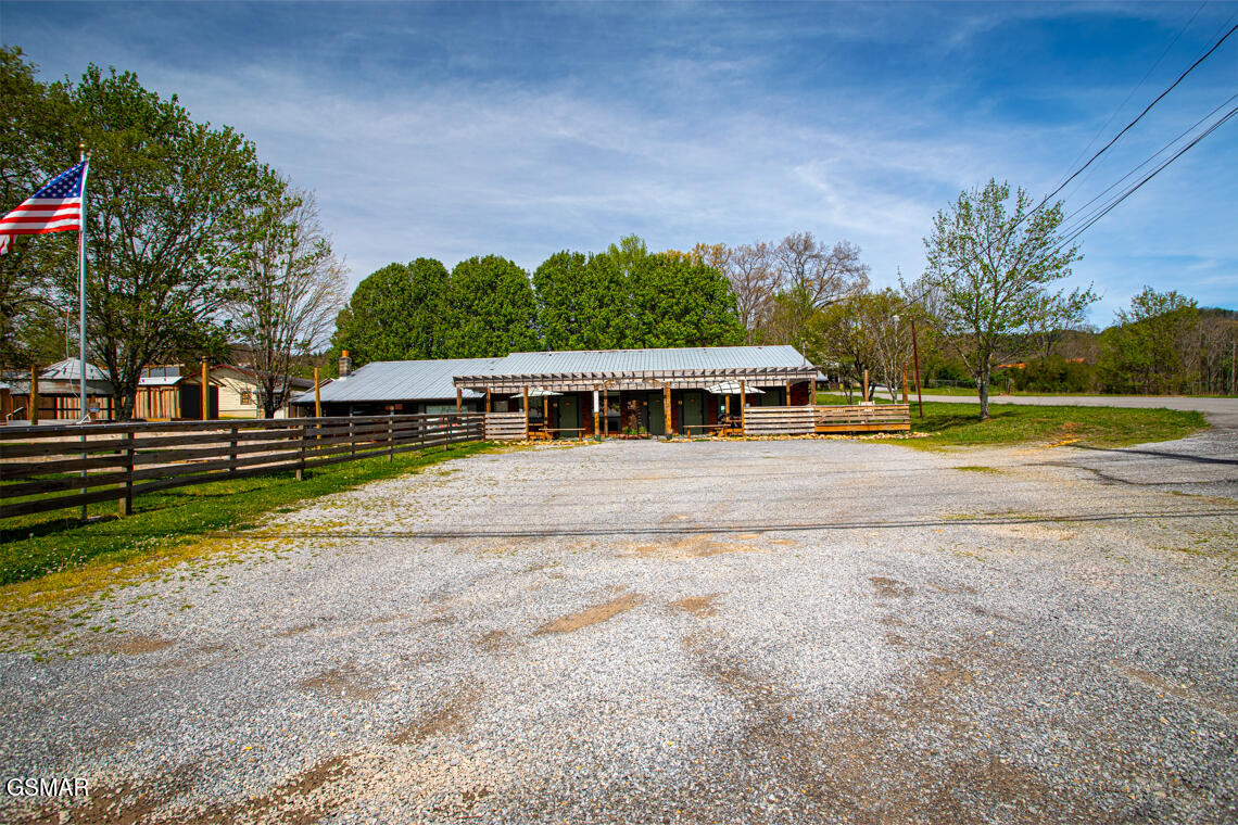 3804 Wears Valley Road Sevierville TN 37862