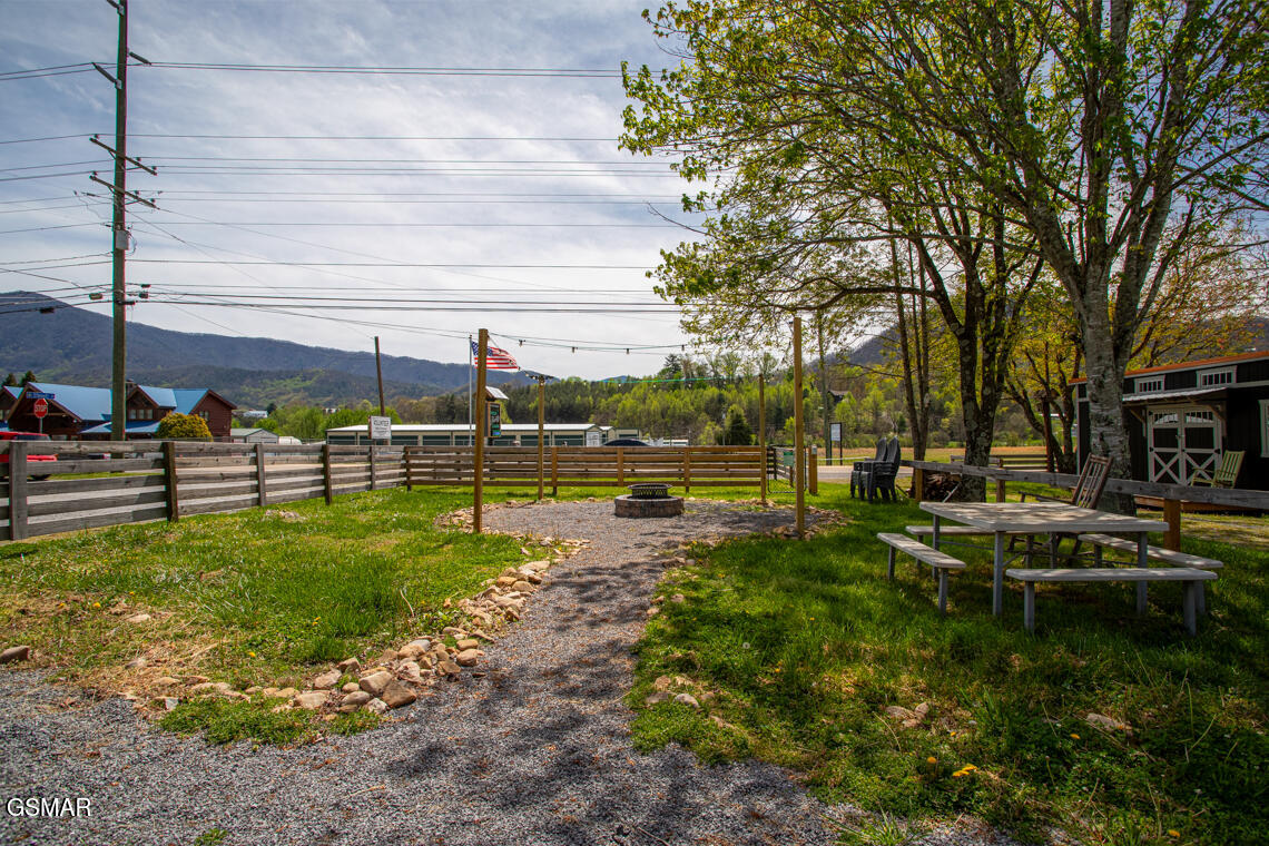 3804 Wears Valley Road Sevierville TN 37862