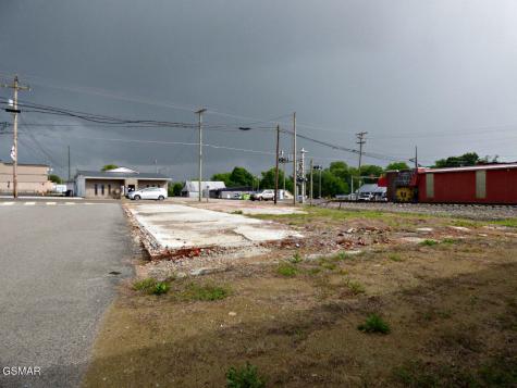 1707 Main Street White Pine TN 37890