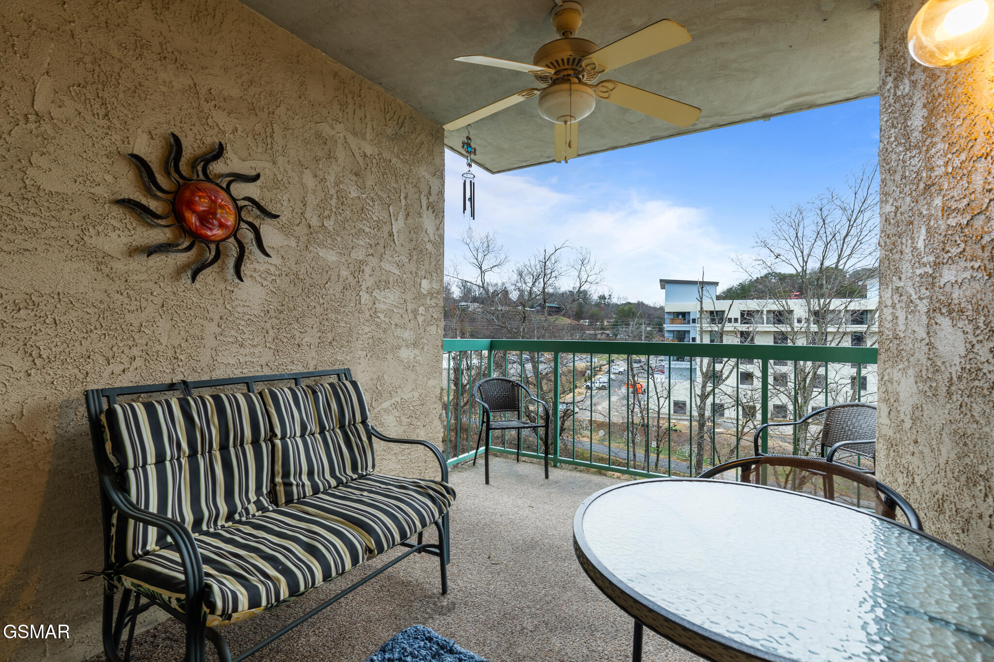 3215 N River Road Pigeon Forge TN 37863