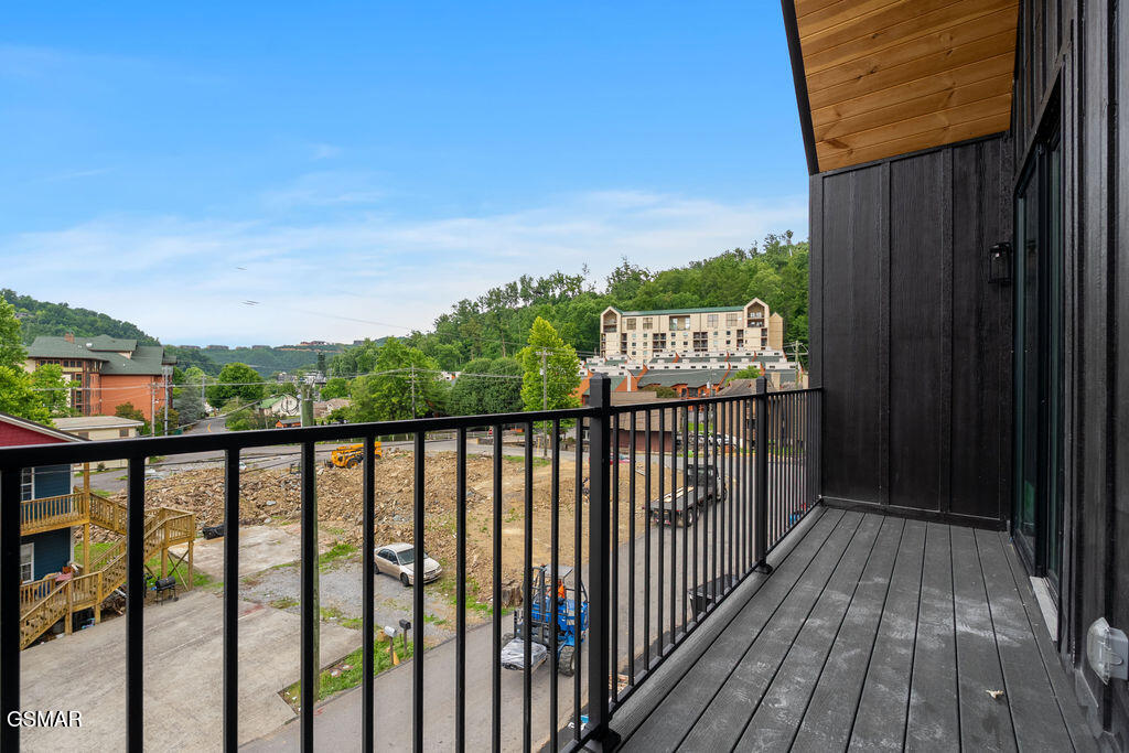 U12 215 Circle Drive Gatlinburg TN 37738