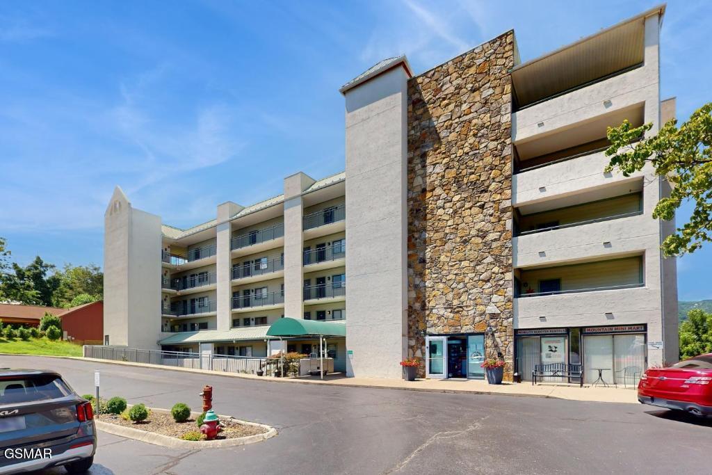 354 E Holly Ridge Road Gatlinburg TN 37738