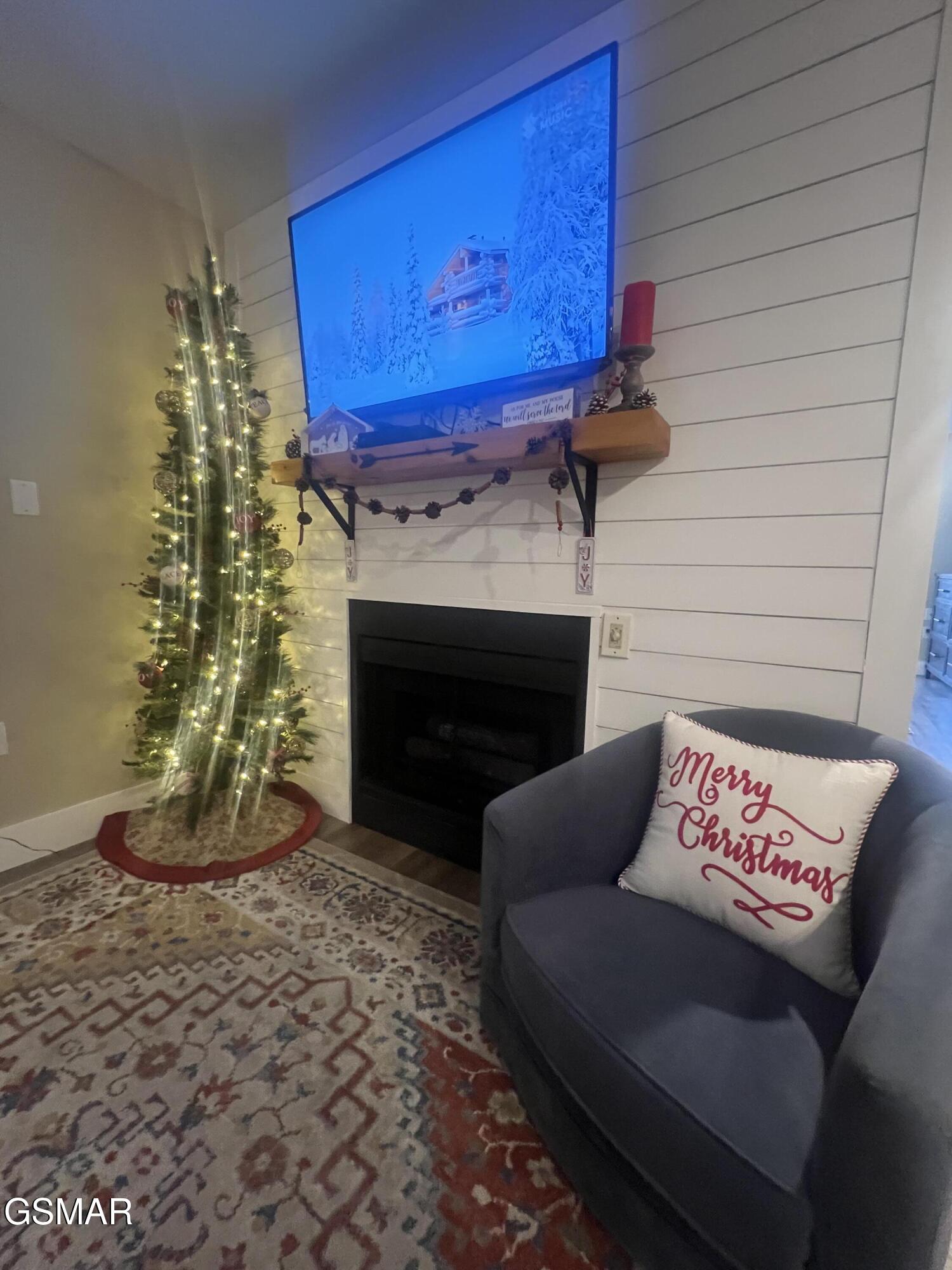 354 E Holly Ridge Road Gatlinburg TN 37738