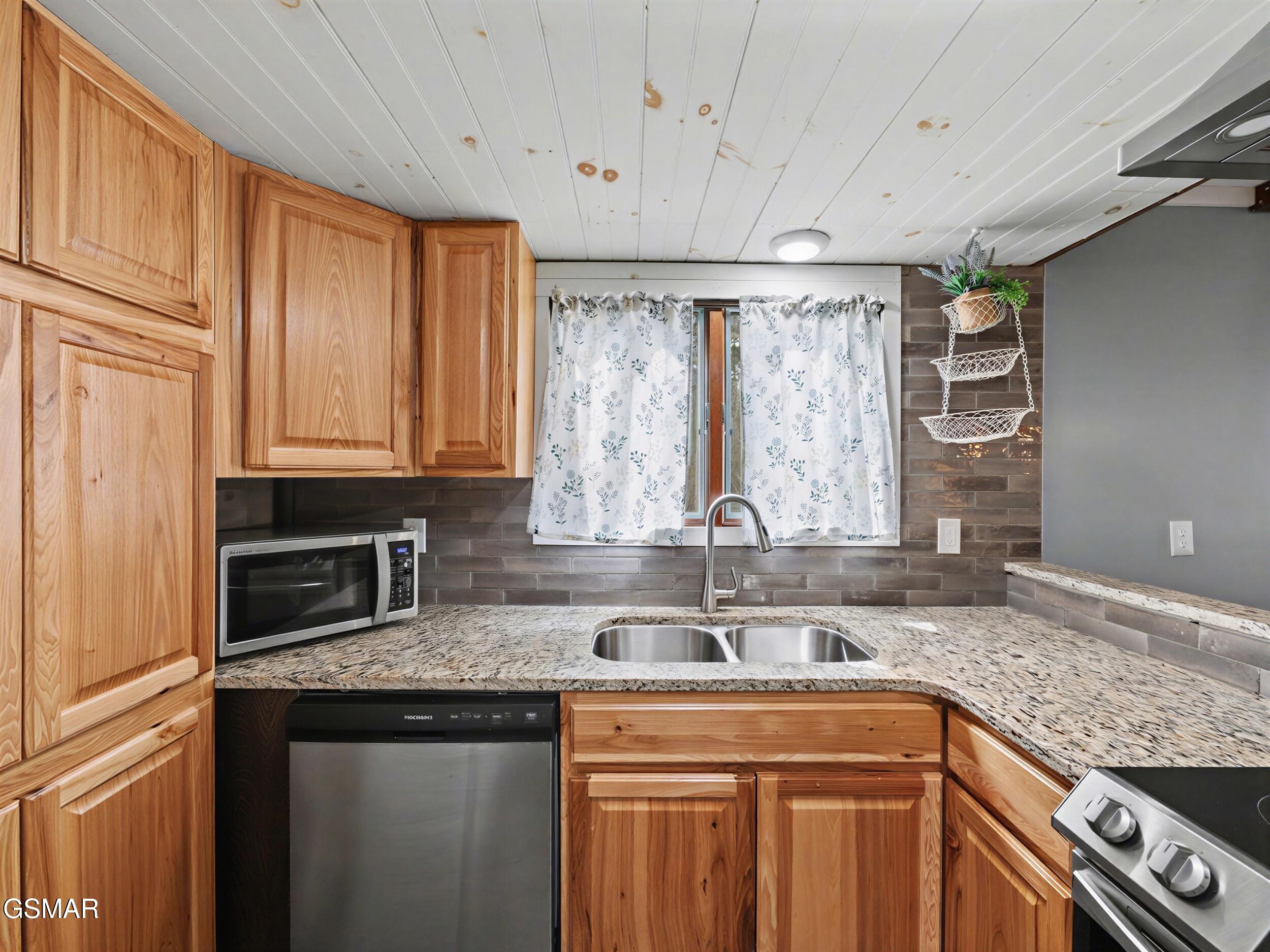 3815 E Parkway Gatlinburg TN 37738