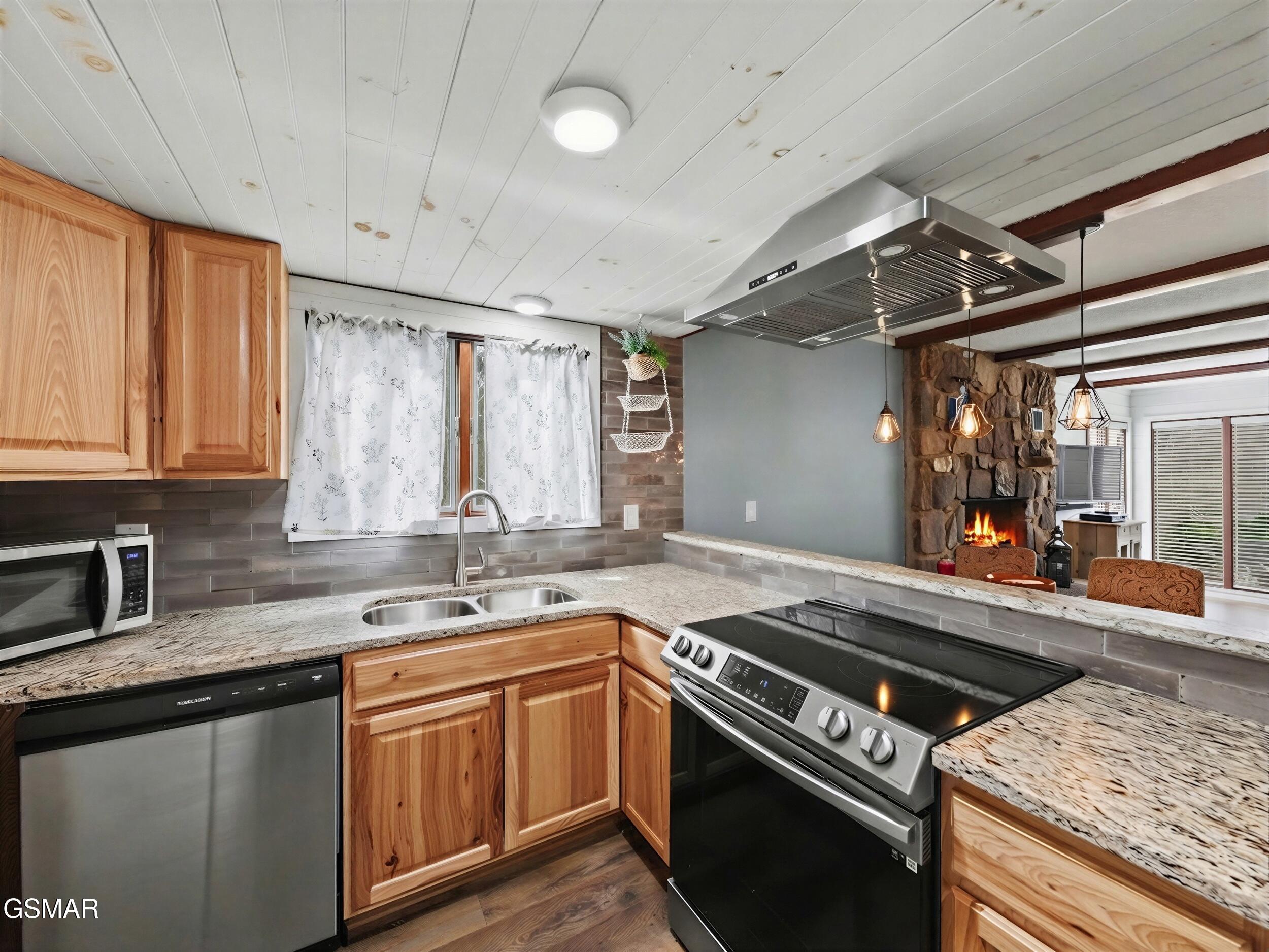 3815 E Parkway Gatlinburg TN 37738