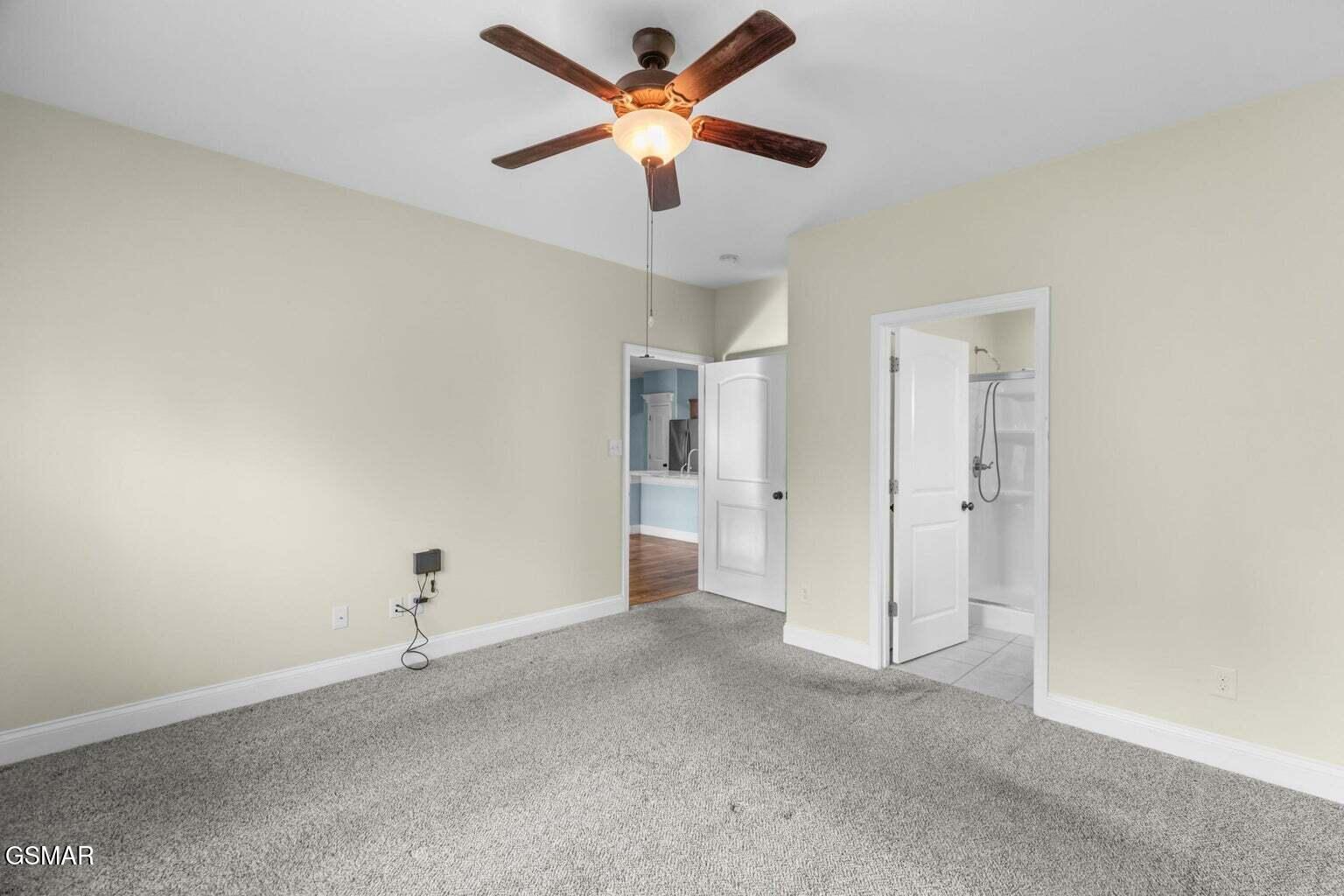3022 Villas Creekside Drive Dandridge TN 37725