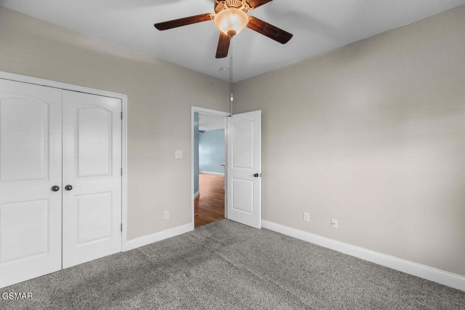 3022 Villas Creekside Drive Dandridge TN 37725